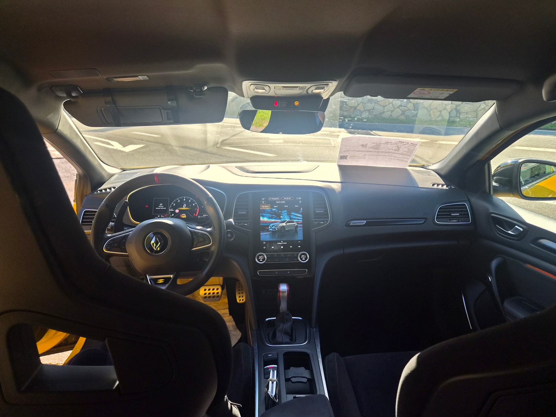 RENAULT Mégane Trophy 300 EDC-image-9