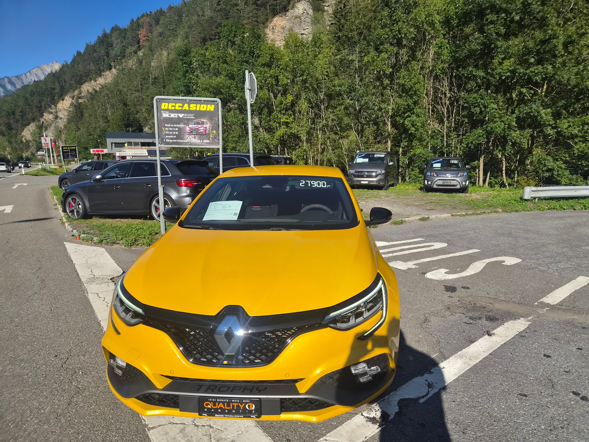 RENAULT Mégane Trophy 300 EDC-image-1