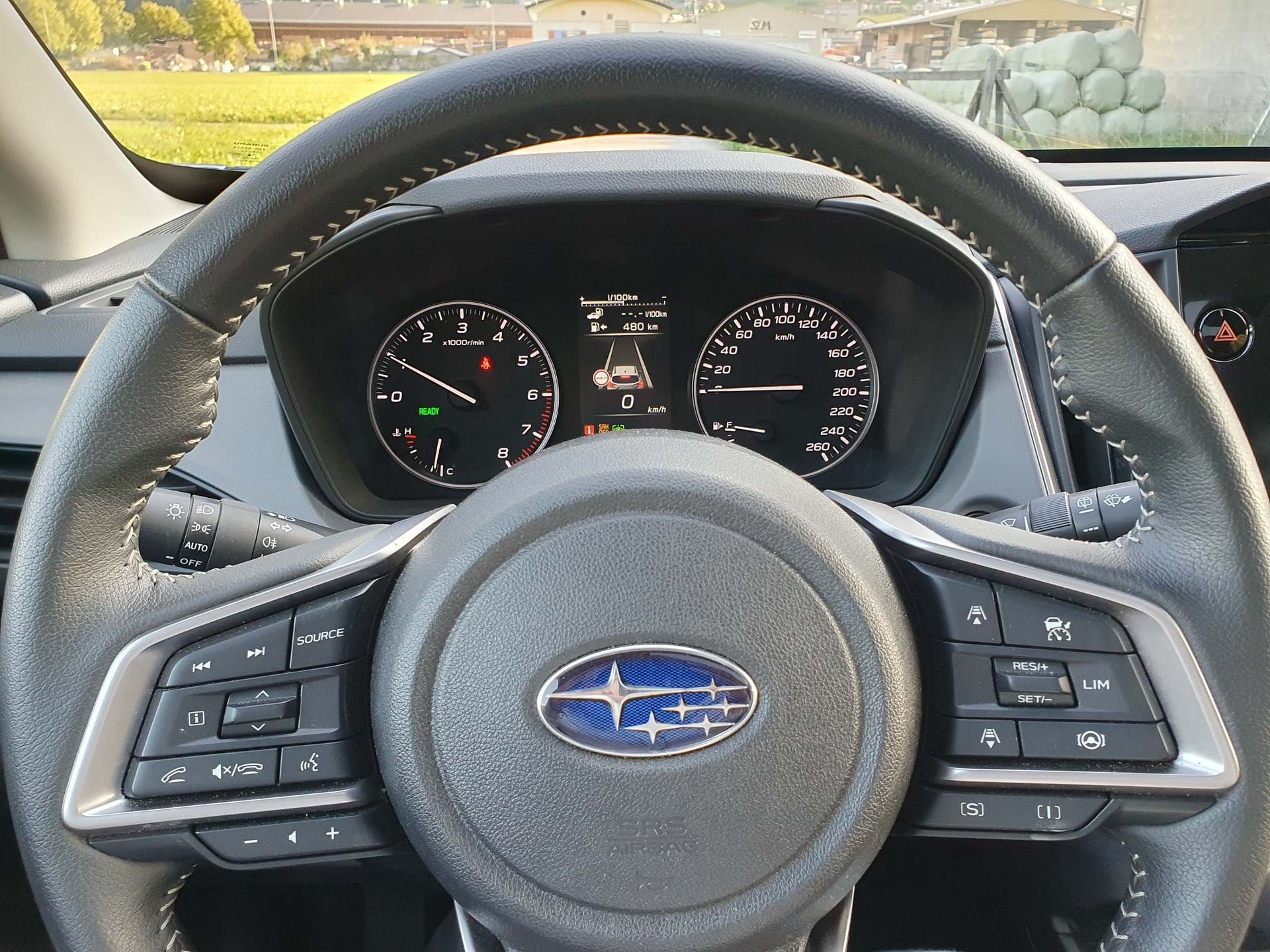 SUBARU Crosstrek 2.0i e-Boxer Luxury-image-8