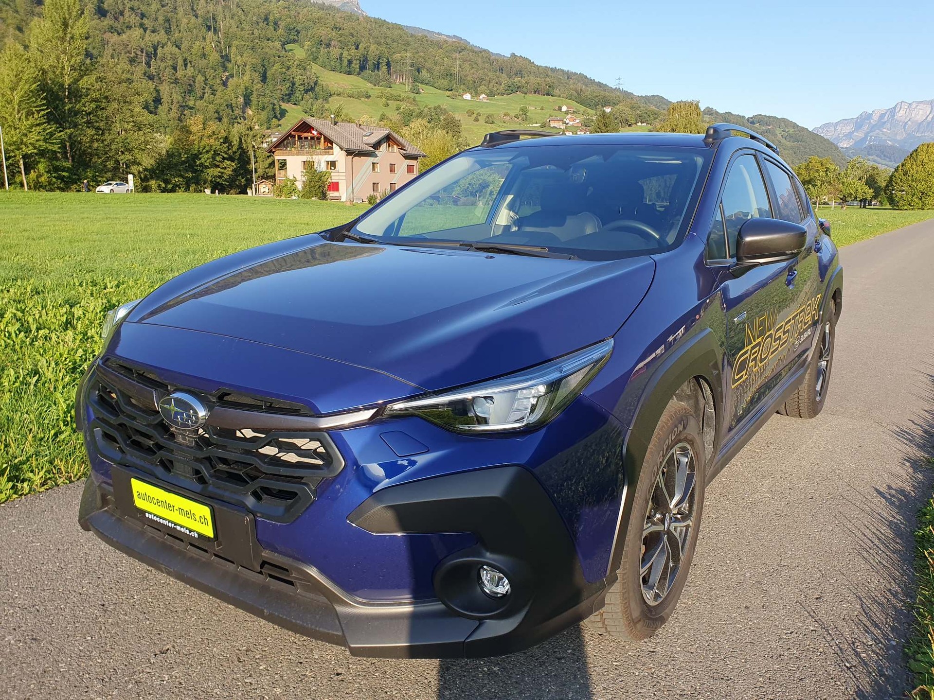 SUBARU Crosstrek 2.0i e-Boxer Luxury-image-3