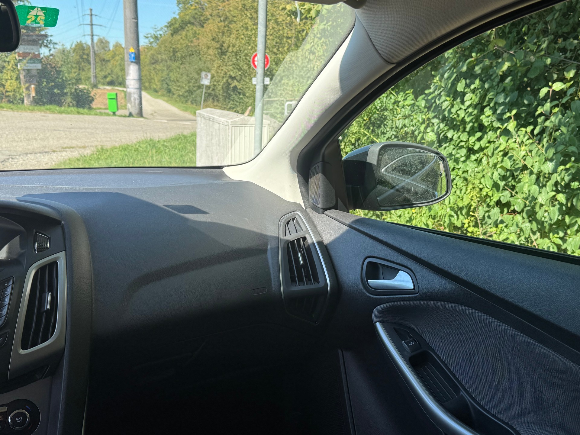 FORD Focus 1.0 SCTi-image-9