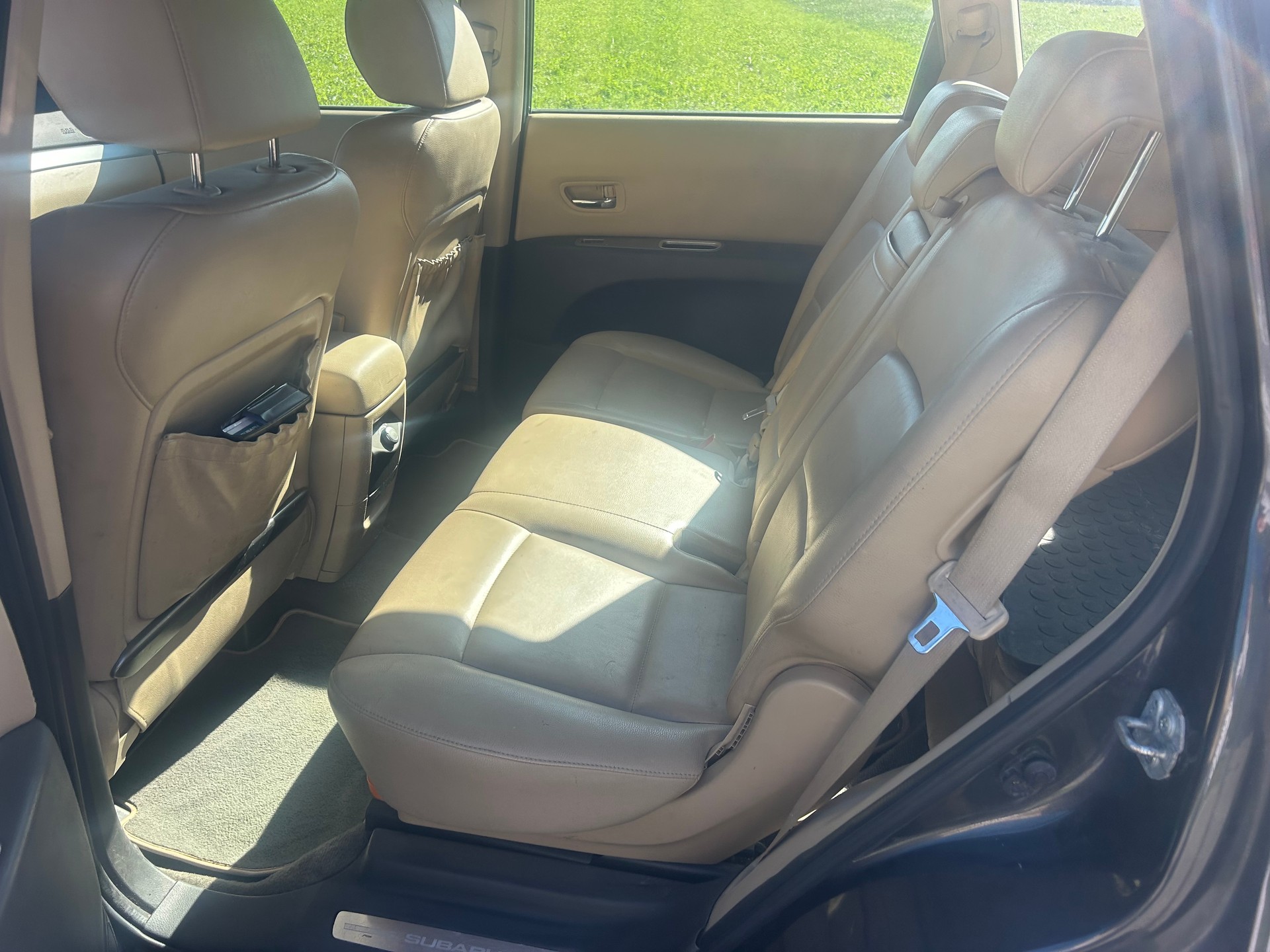 SUBARU 7 Blätter und Automat 3.0 liter-image-9