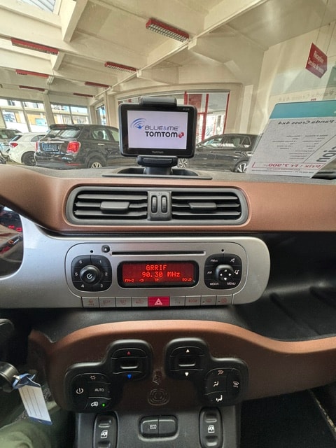 FIAT Panda 0.9 Twinair Turbo Cross 4x4-image-6
