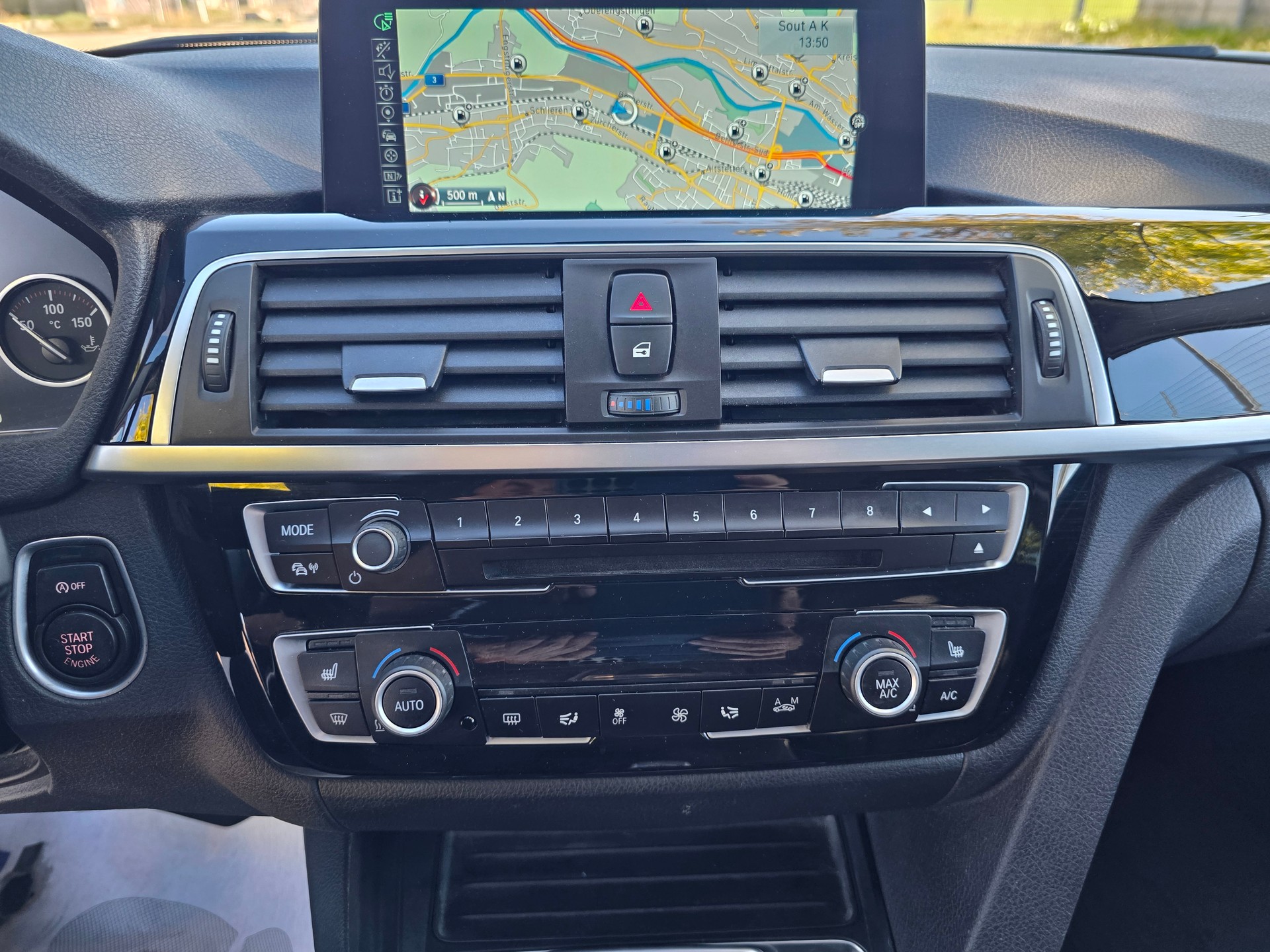 BMW 320d xDrive Touring Sport Line Steptronic-image-13