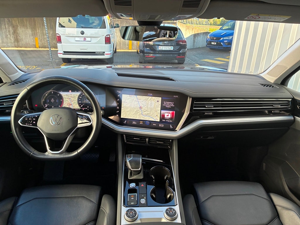 VW Touareg 3.0 TDI Elegance Tiptronic-image-7