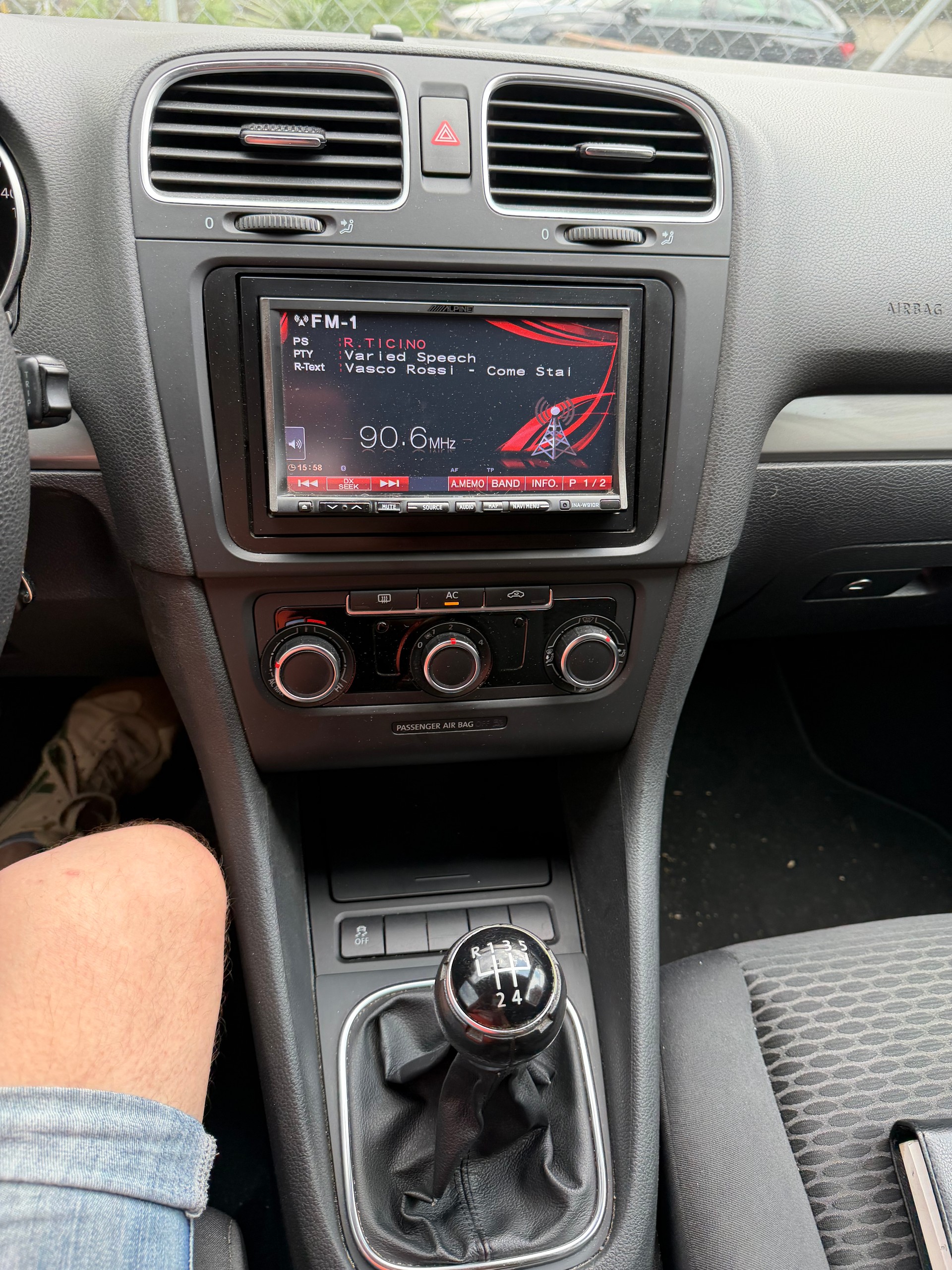 VW 1.6 tdi-image-12