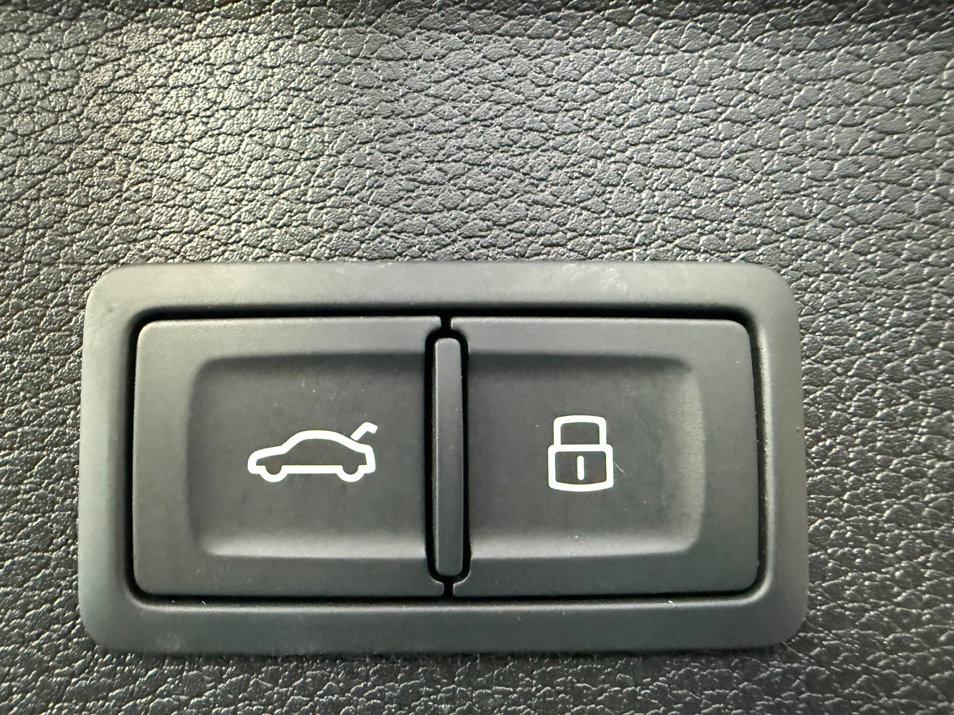 AUDI Q3 Sportback 35 TFSI S line Attraction S-tronic-image-25