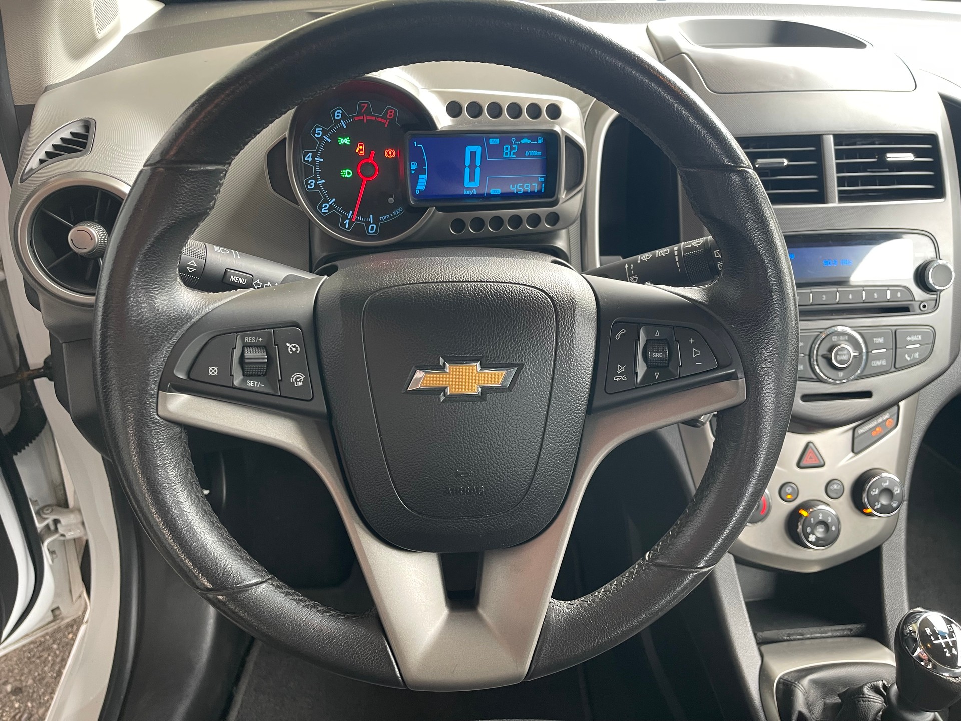 CHEVROLET Aveo 1.6 LTZ-image-9