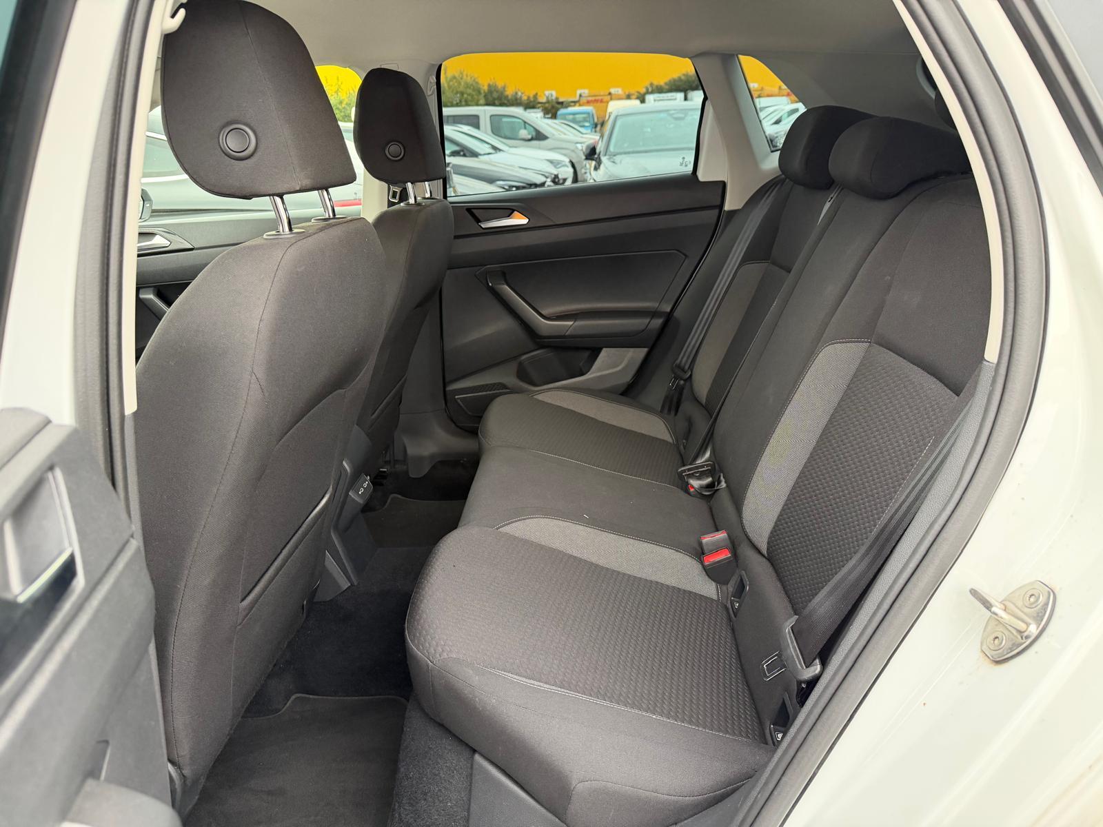 VW Polo 1.0 TSI Life DSG-image-15