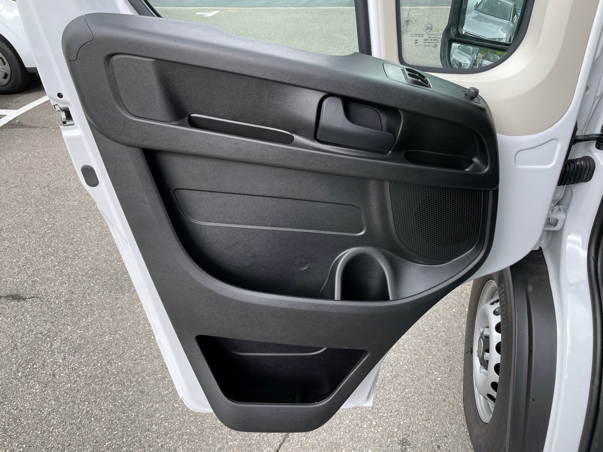 TOYOTA Proace MAX 2.2D DK Brücke HD Active 3,5t L3H1 Aut.-image-8