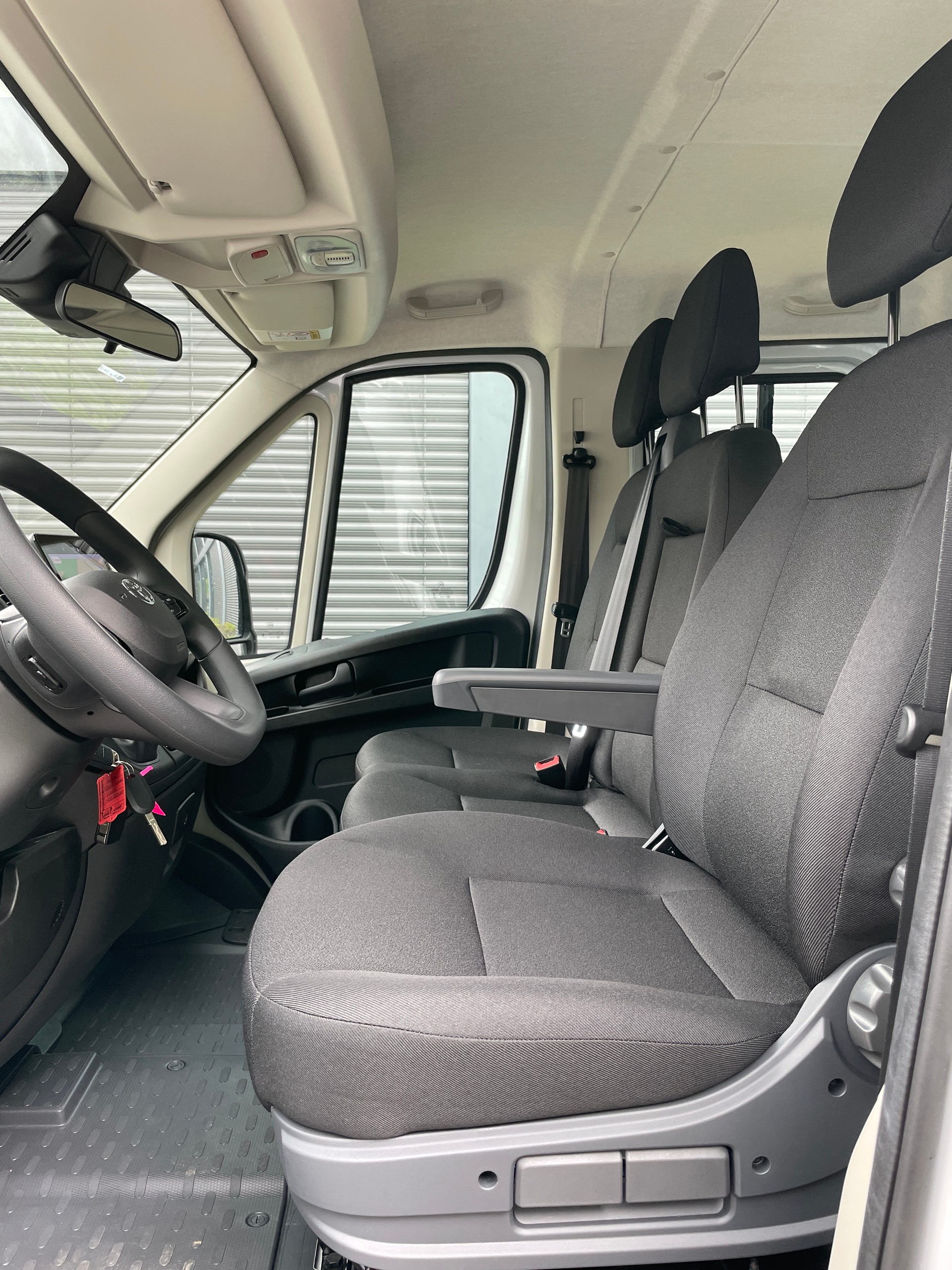 TOYOTA Proace MAX 2.2D DK Brücke HD Active 3,5t L3H1 Aut.-image-10