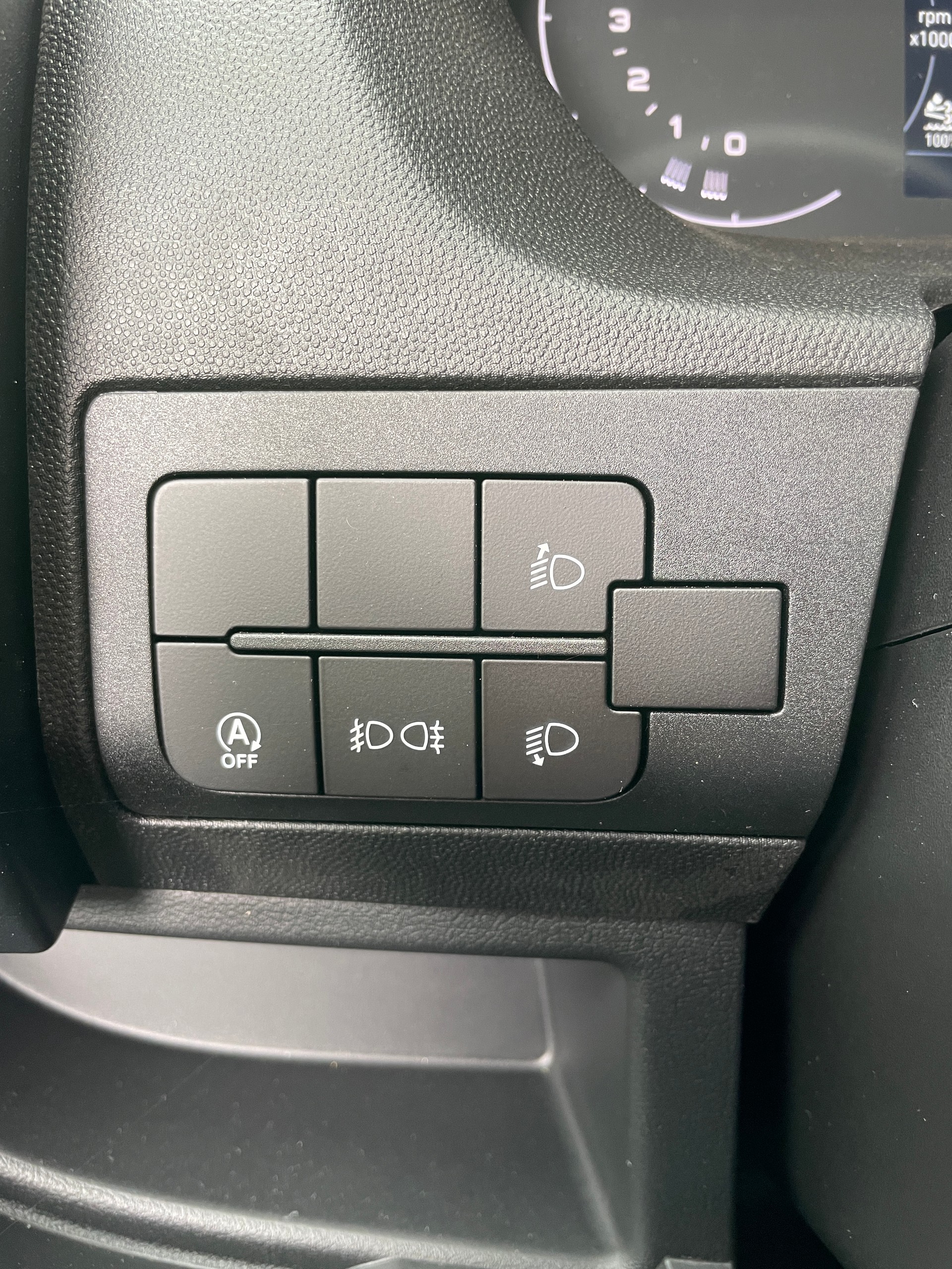 TOYOTA Proace MAX 2.2D DK Brücke HD Active 3,5t L3H1 Aut.-image-17