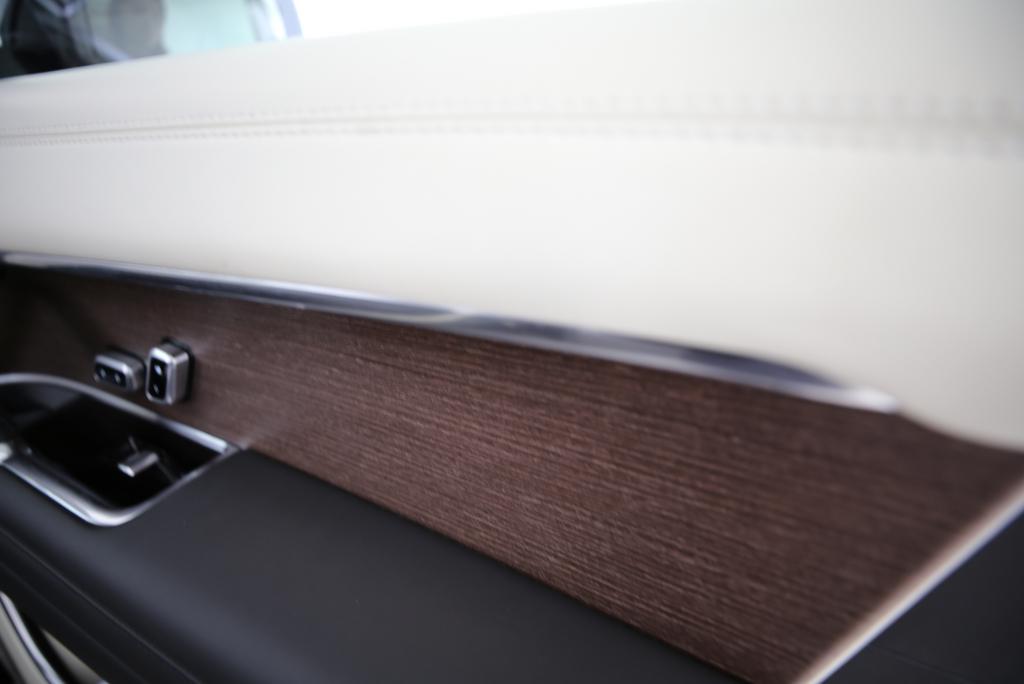 LAND ROVER Range Rover 3.0 I6 Autobiography LWB 7P.-image-14