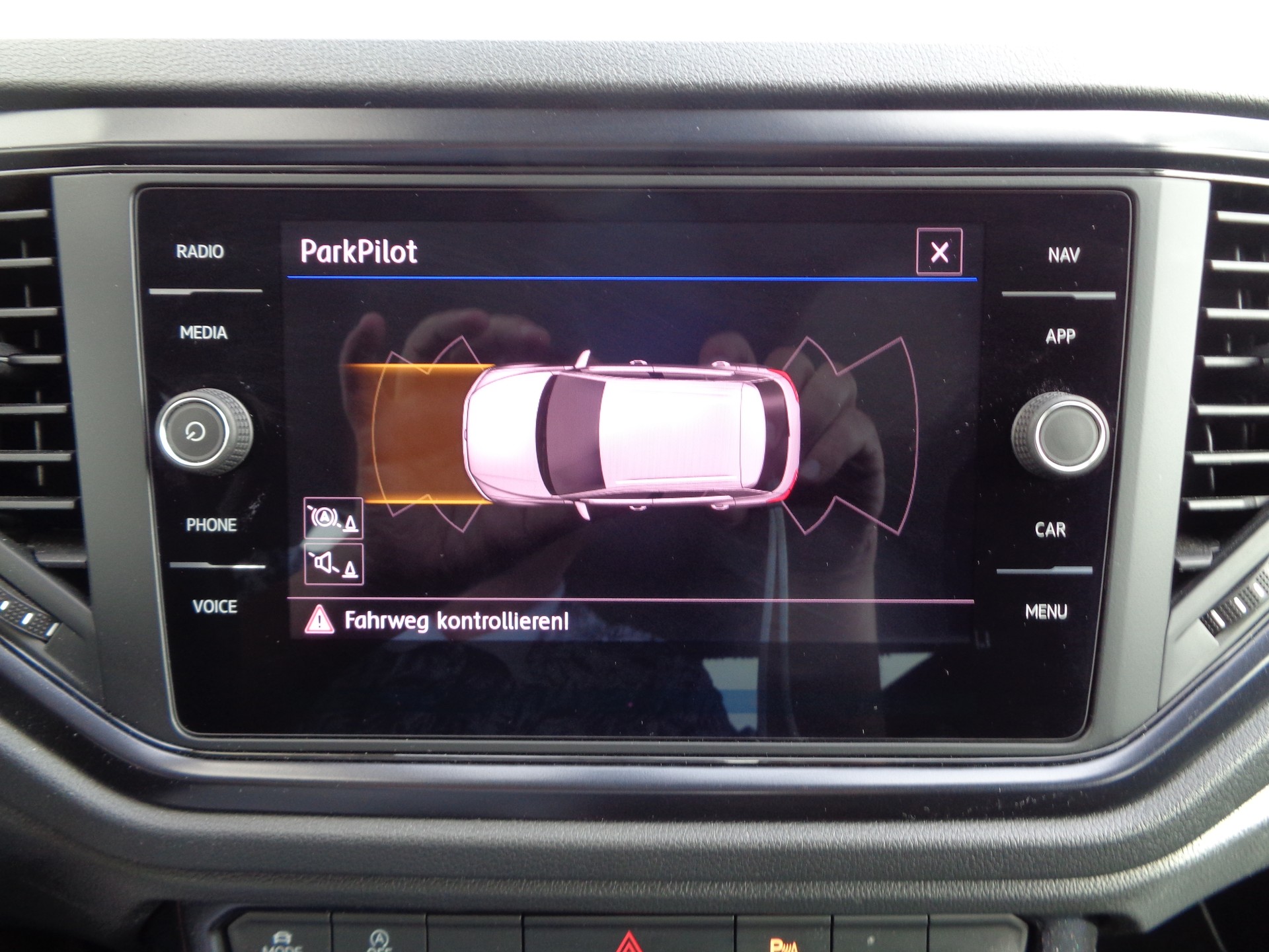 VW T-Roc 1.0 TSI-image-10