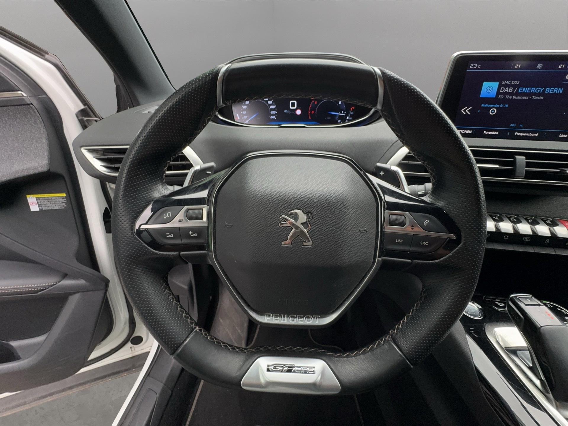 PEUGEOT 3008 1.5 BlueHDi GT Line EAT-image-9