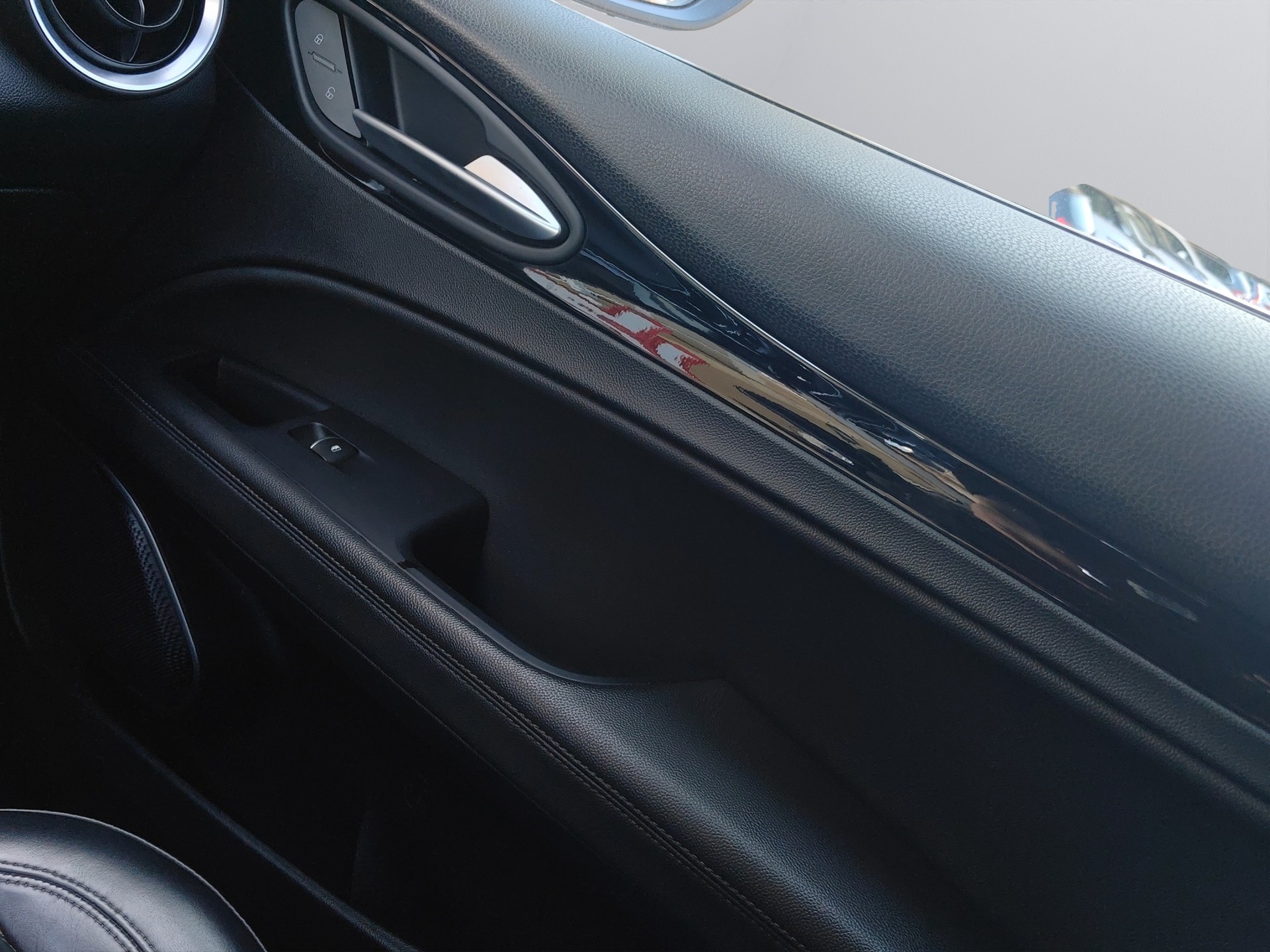 ALFA ROMEO Stelvio 2.0 First Edition Q4 Automatic-image-21