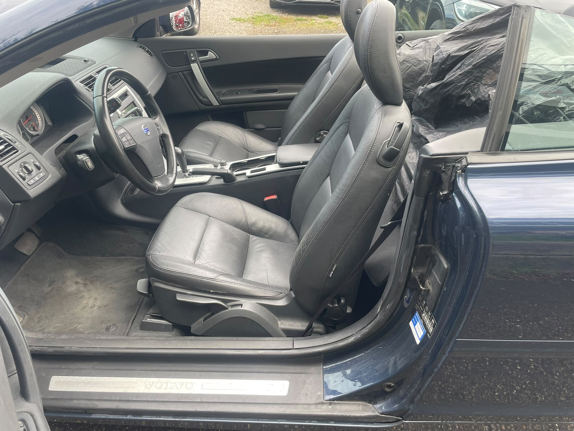 VOLVO C70 D4 Momentum Geartronic-image-6
