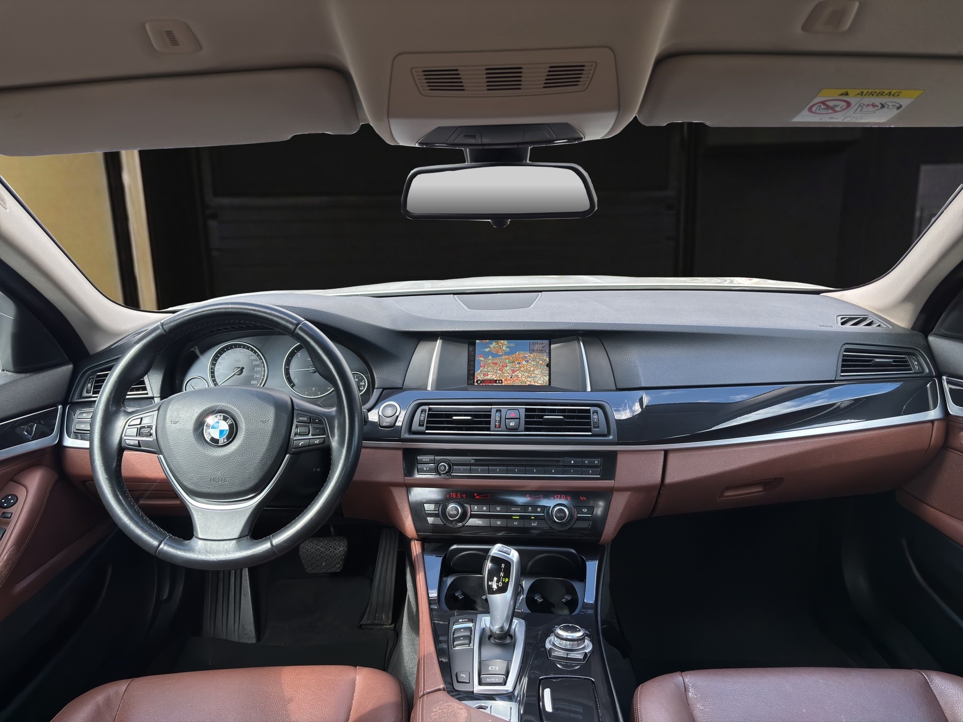 BMW 520d-image-10