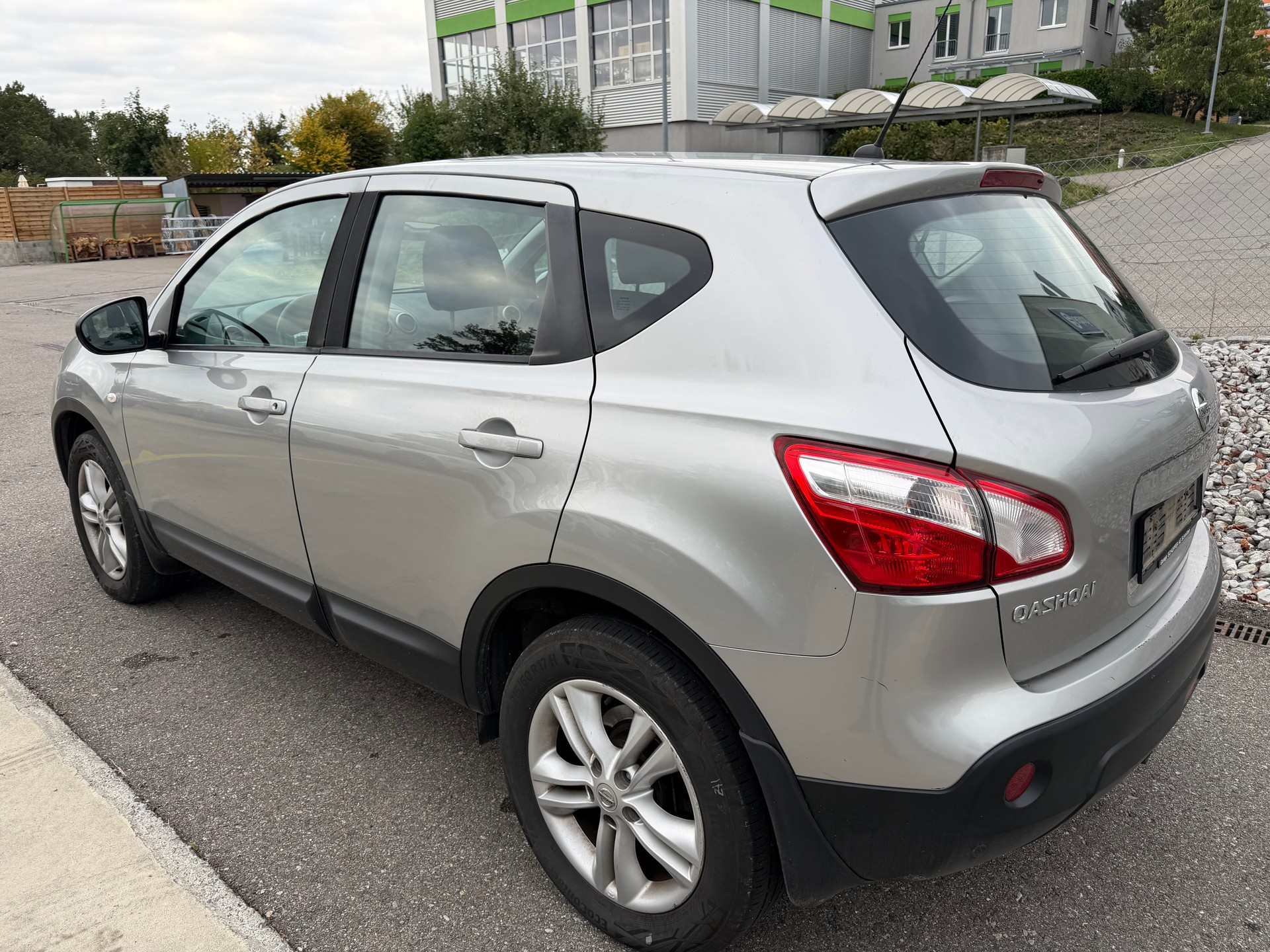 NISSAN Qashqai 2.0 4WD acenta XTronic CVT-image-3
