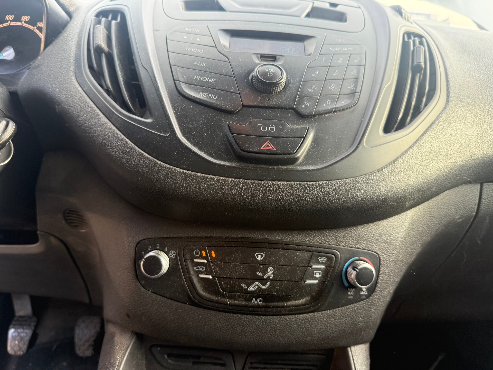 FORD Transit Courier Van 1.0 EcoBoost Trend-image-7