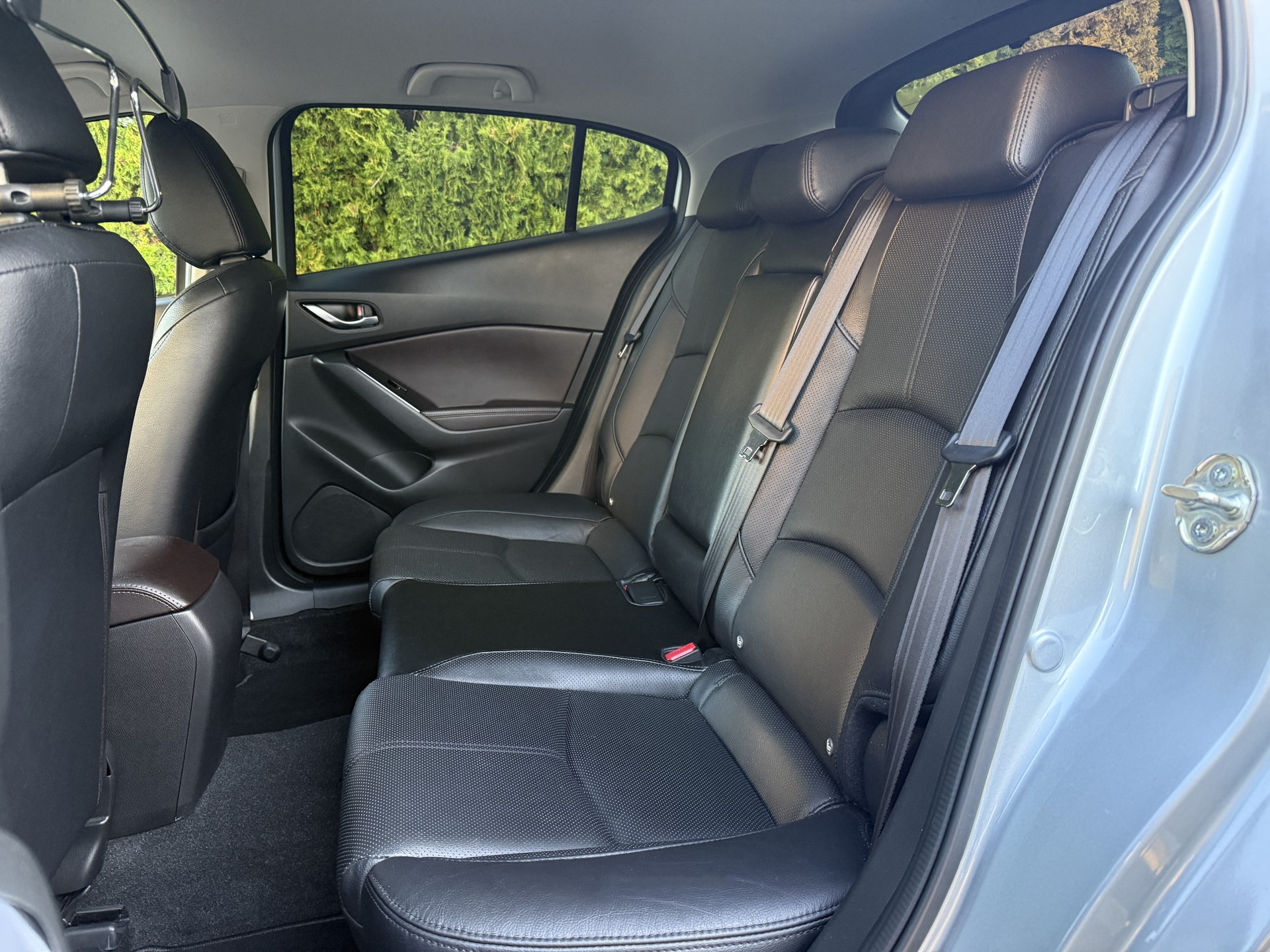 MAZDA 3 SKYACTIV-G 165 Revolution / 1.Hand / 165ps-image-19