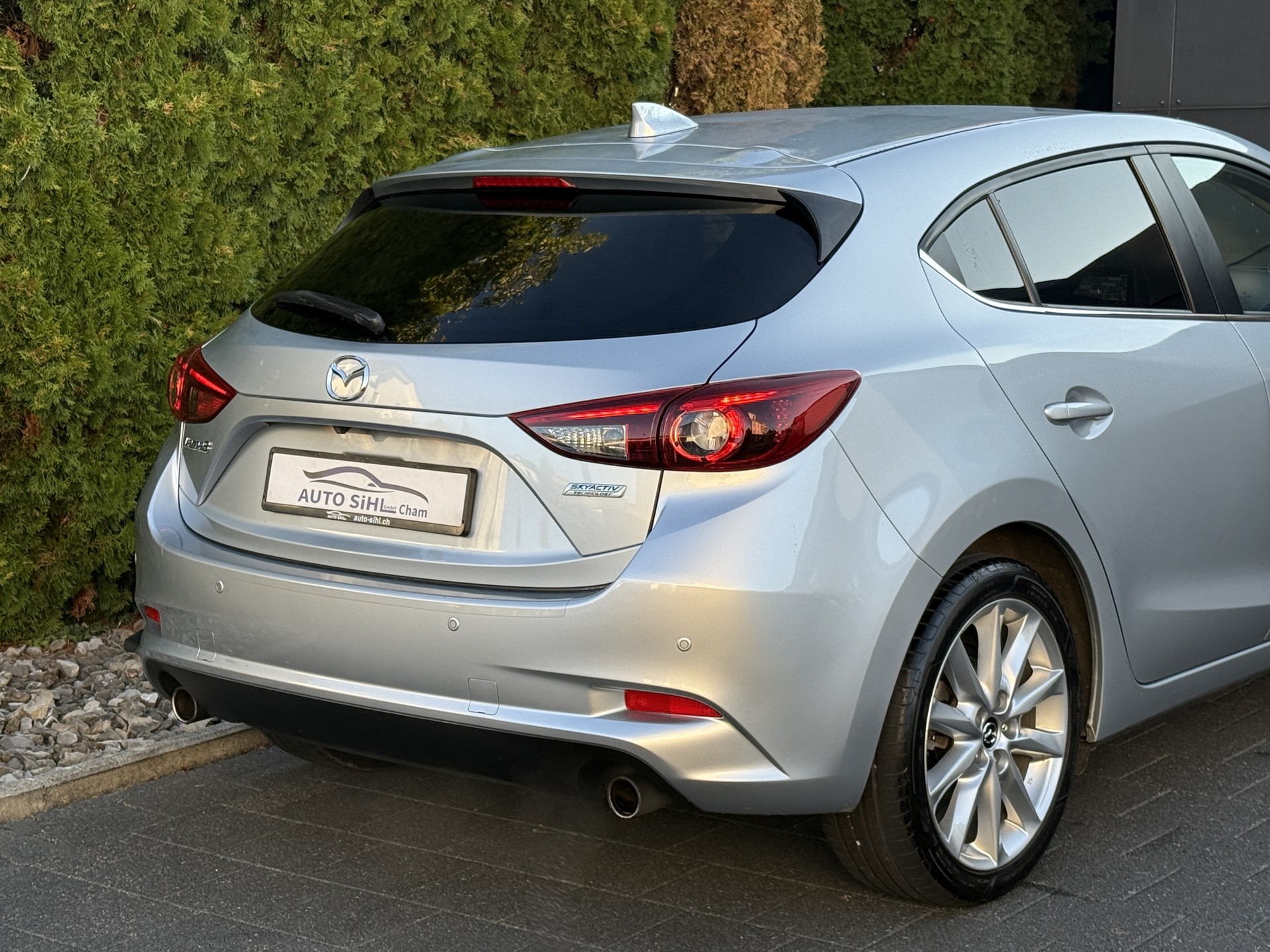 MAZDA 3 SKYACTIV-G 165 Revolution / 1.Hand / 165ps-image-13