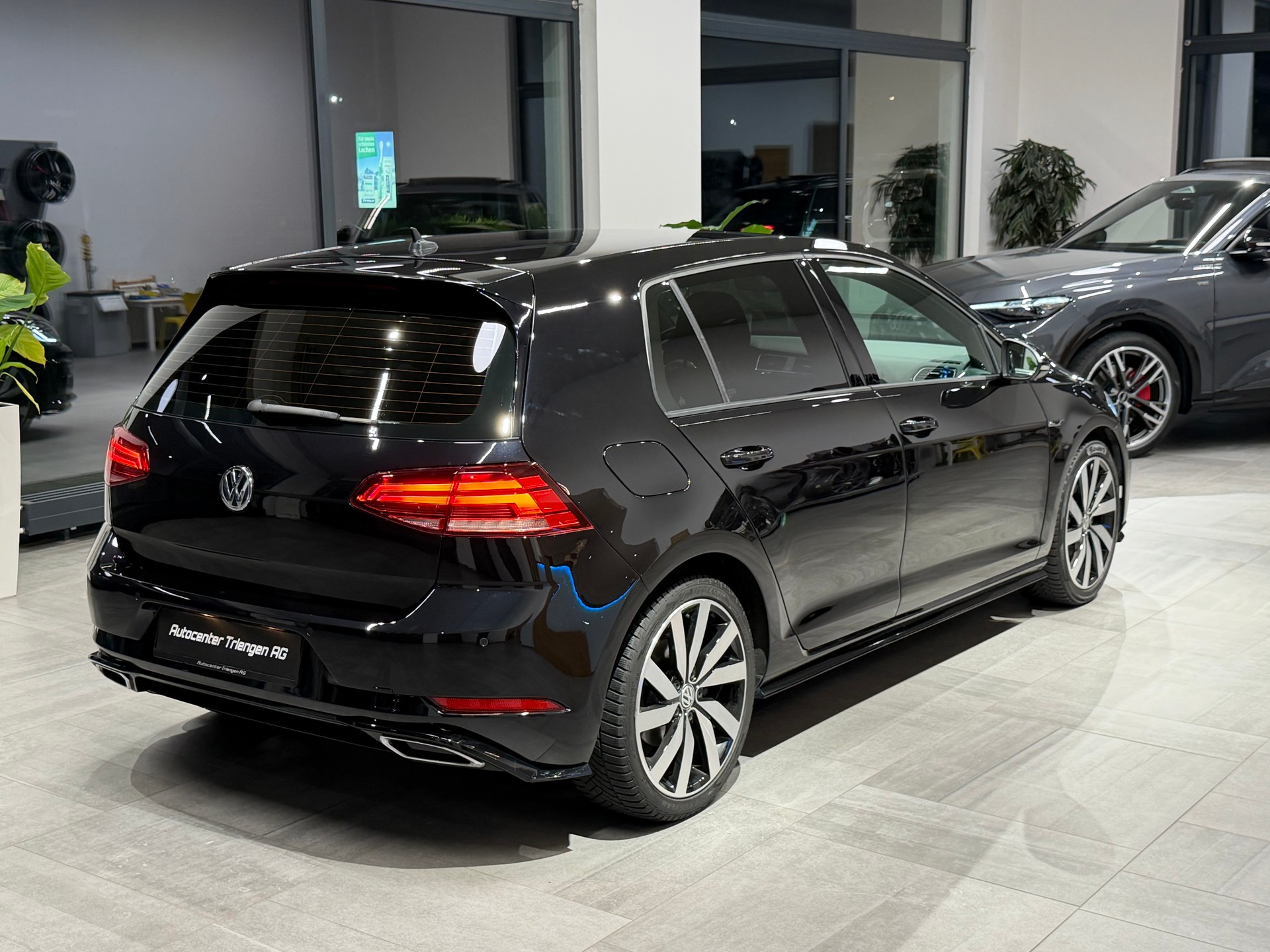 VW Golf 1.5 TSI EVO Highline-image-18