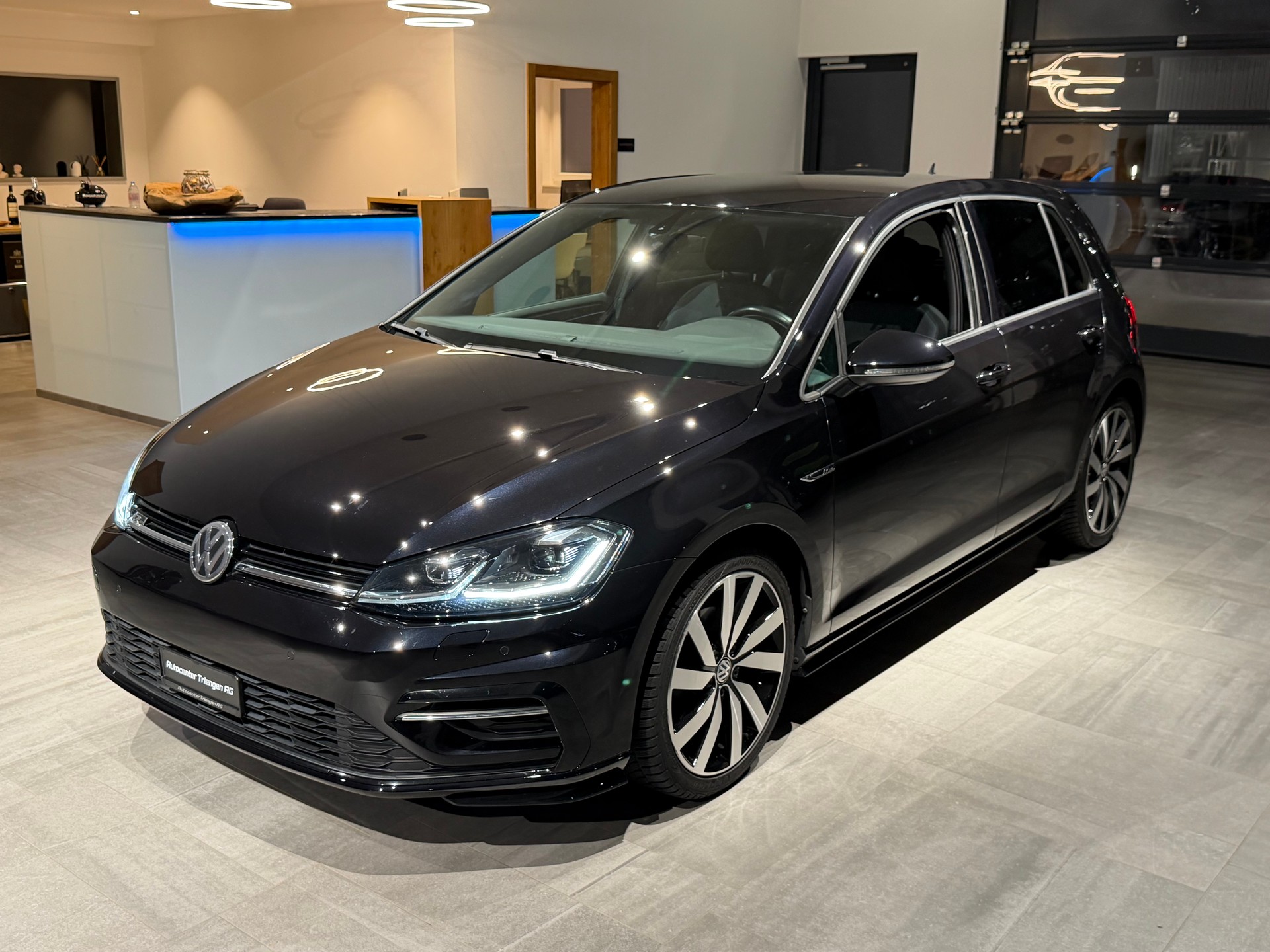 VW Golf 1.5 TSI EVO Highline-image-12