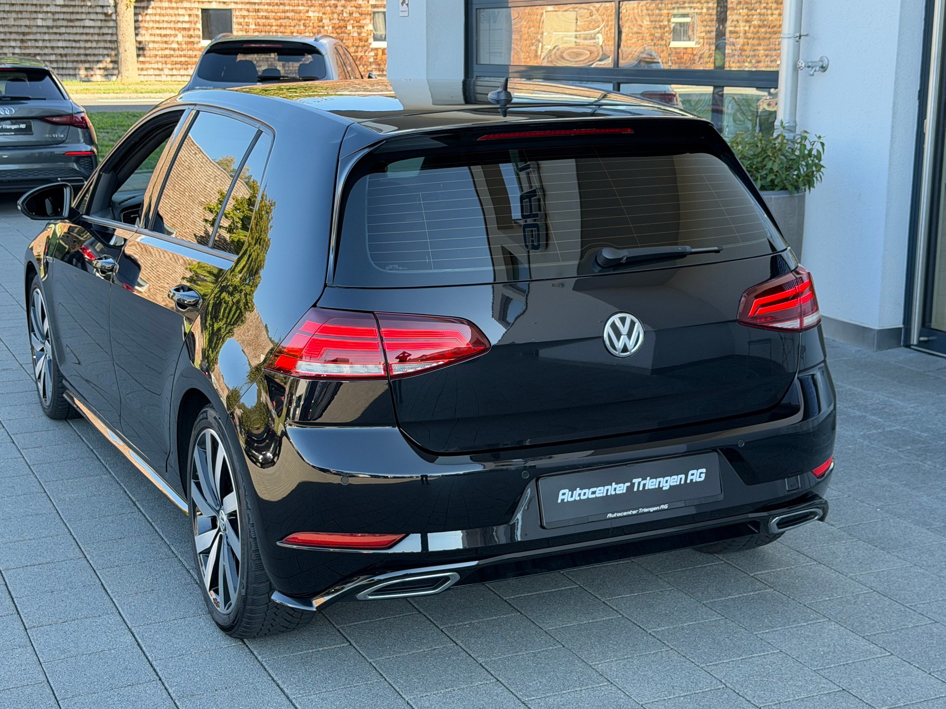 VW Golf 1.5 TSI EVO Highline-image-13