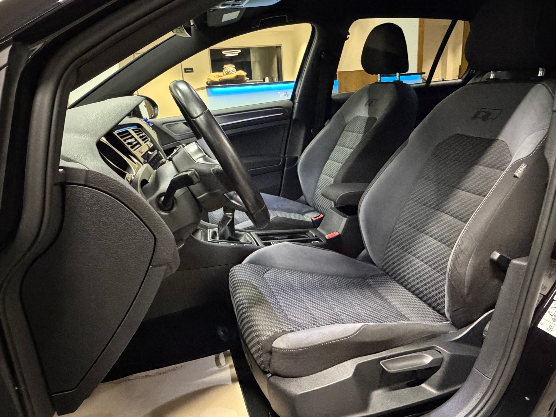 VW Golf 1.5 TSI EVO Highline-image-20