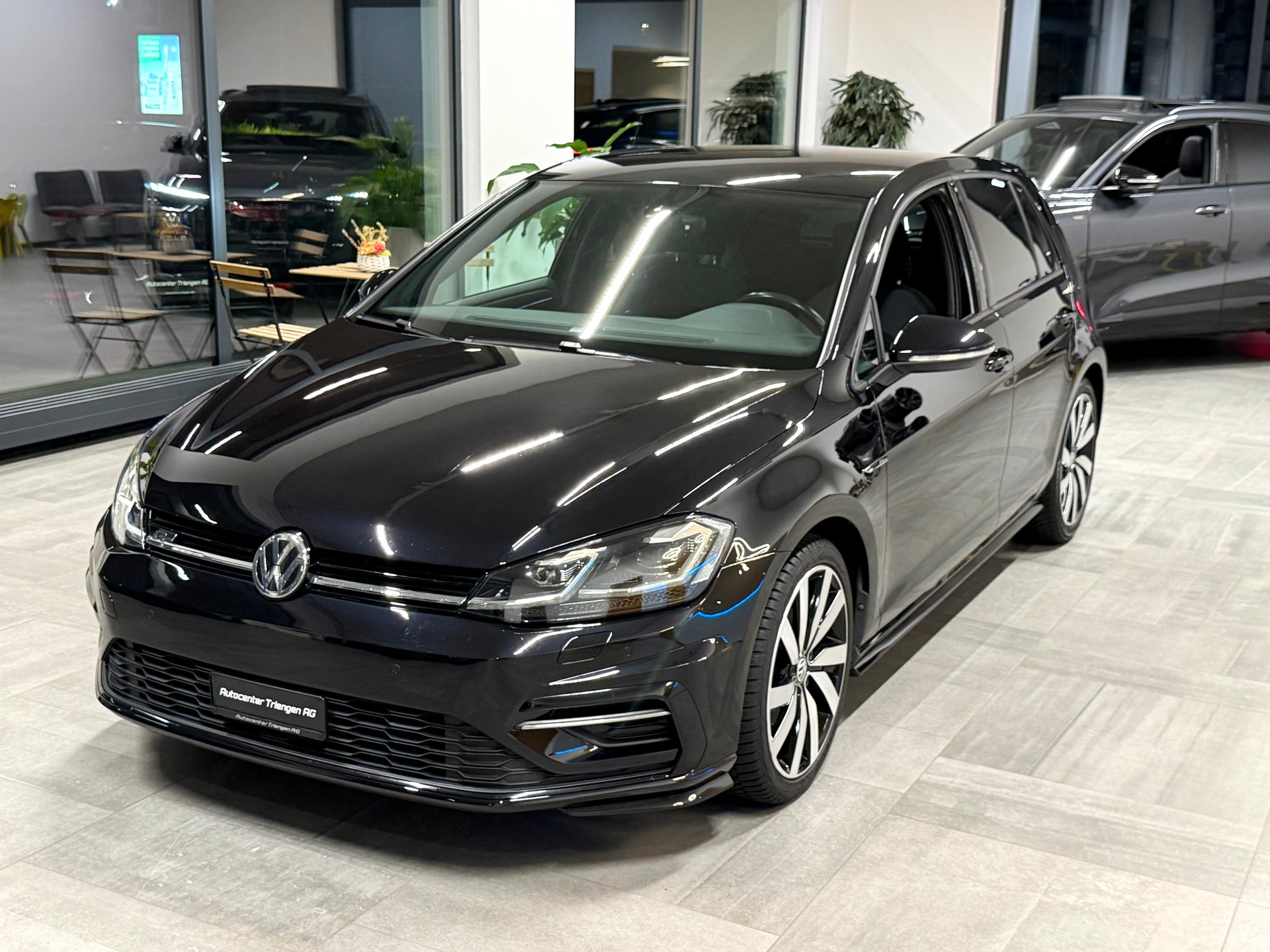 VW Golf 1.5 TSI EVO Highline-image-5