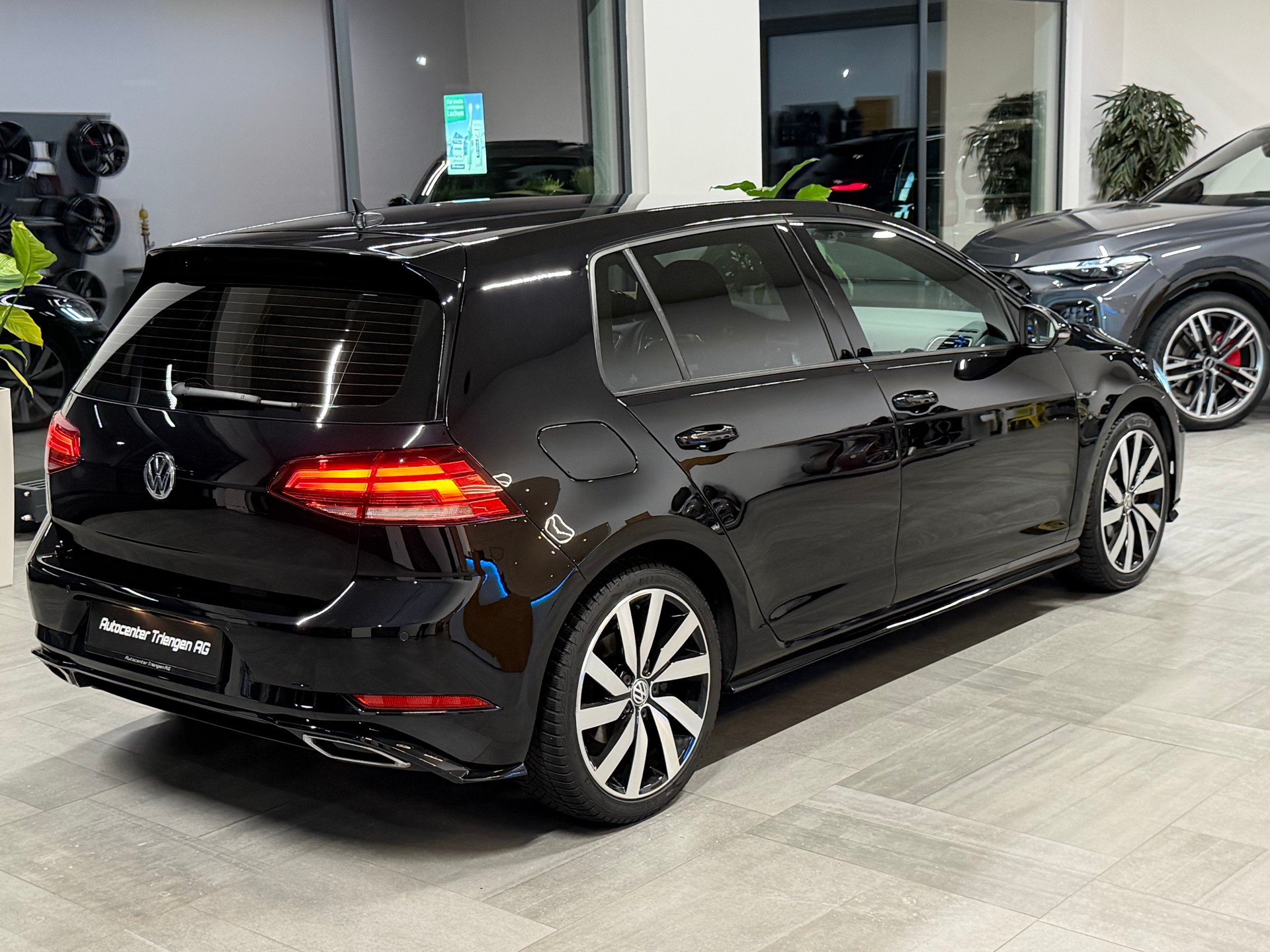 VW Golf 1.5 TSI EVO Highline-image-15
