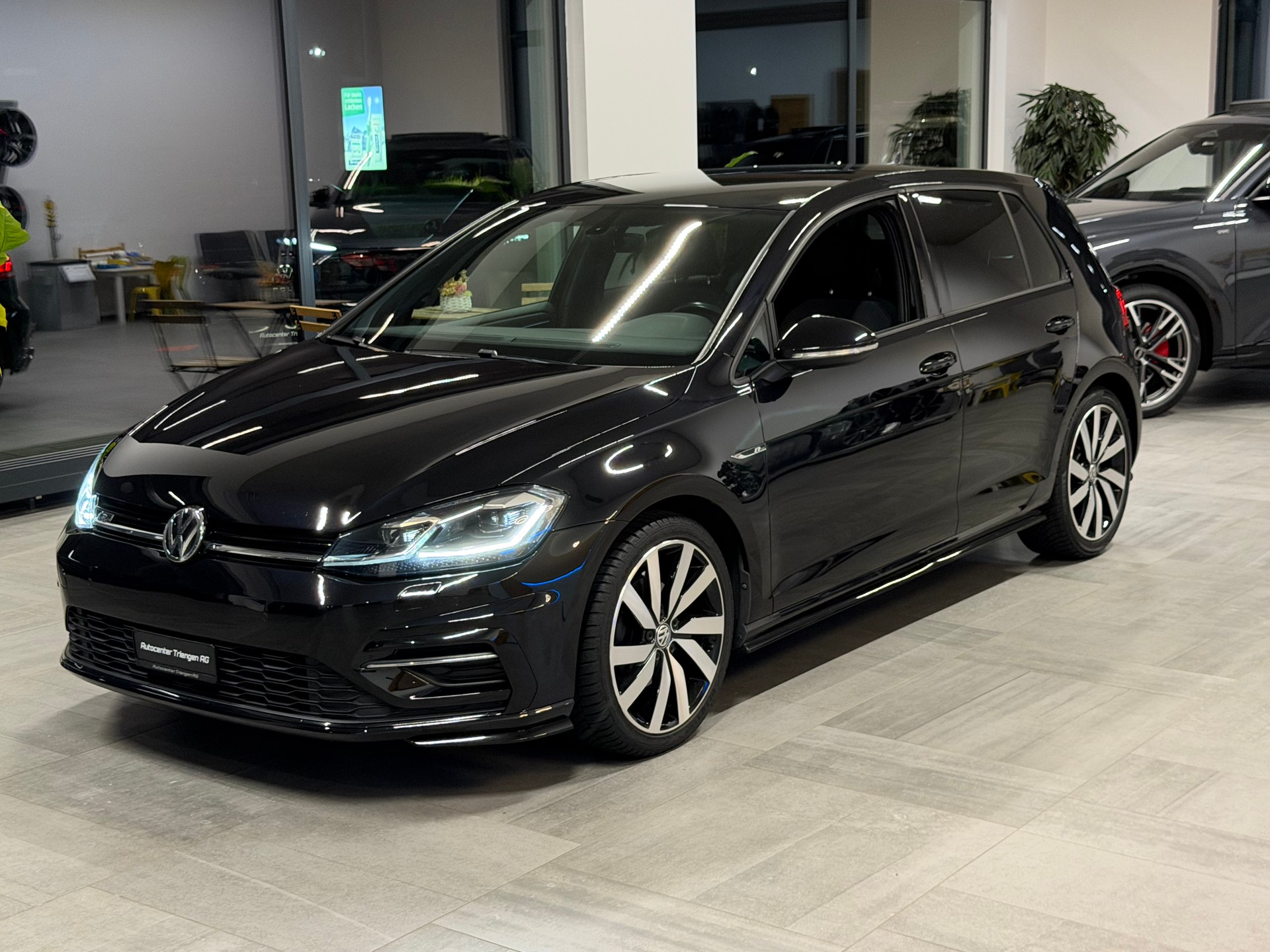 VW Golf 1.5 TSI EVO Highline-image-7