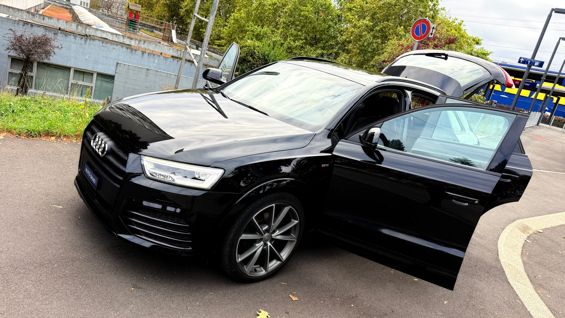 AUDI Q3 2.0 TDI sport quattro S-tronic-image-14