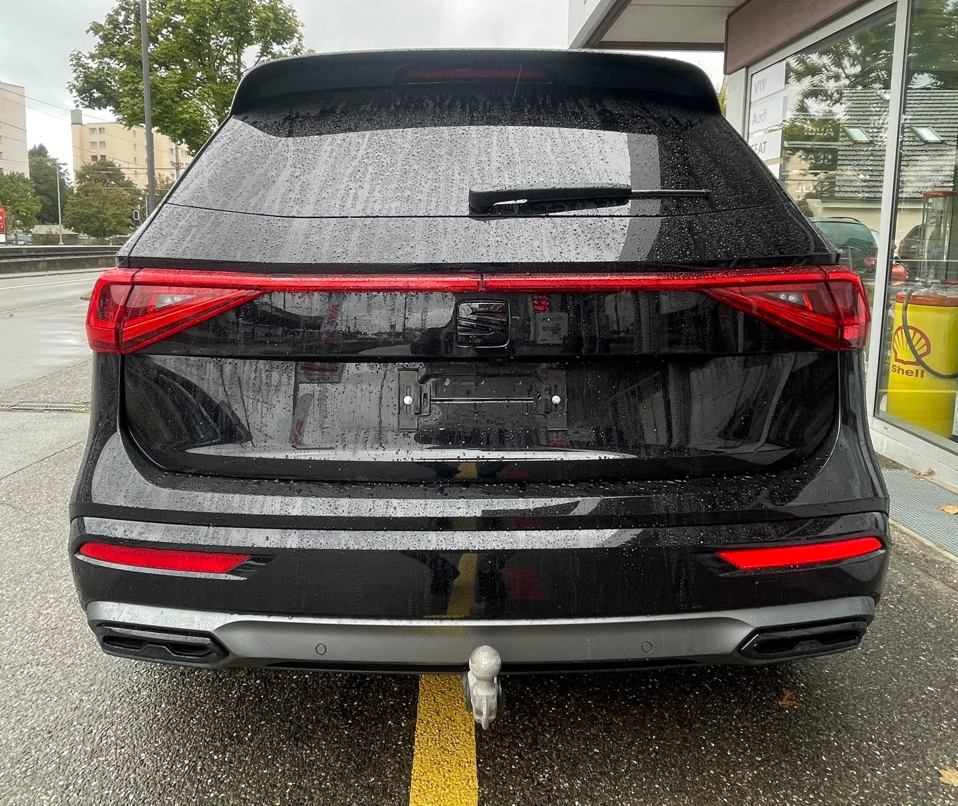 SEAT Tarraco 2.0 TDI 4Drive Hola FR DSG – Panorama – AHK – BeatsAudio – 20 Zoll-Werksgarantie-image-5