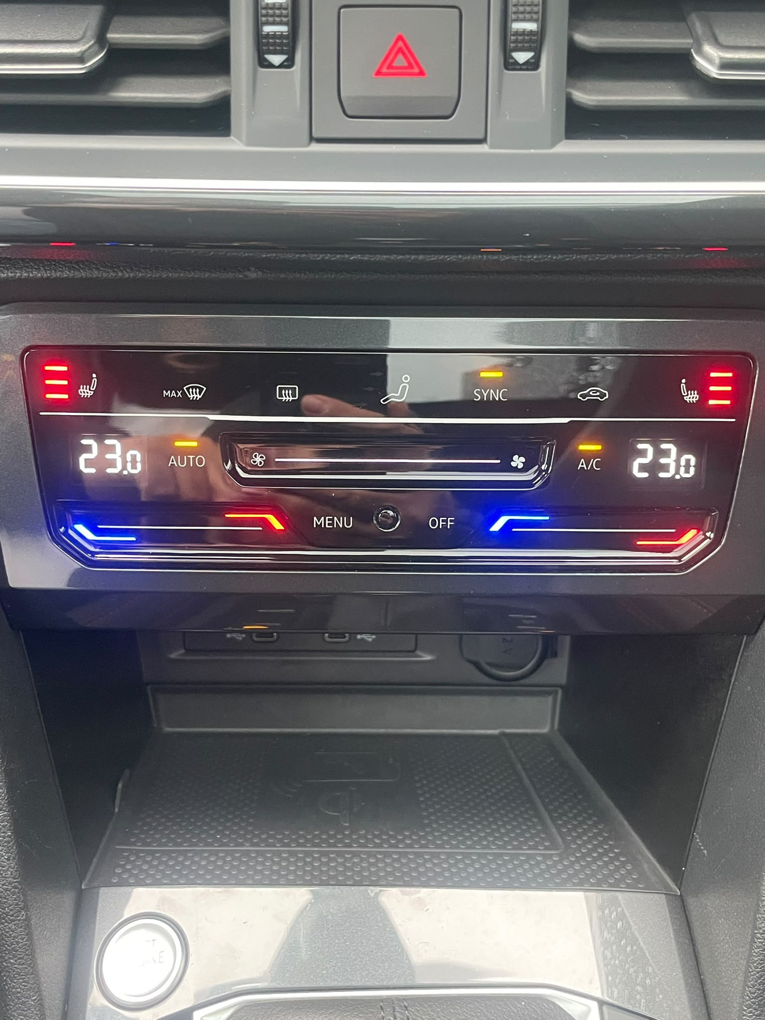SEAT Tarraco 2.0 TDI 4Drive Hola FR DSG – Panorama – AHK – BeatsAudio – 20 Zoll-Werksgarantie-image-12
