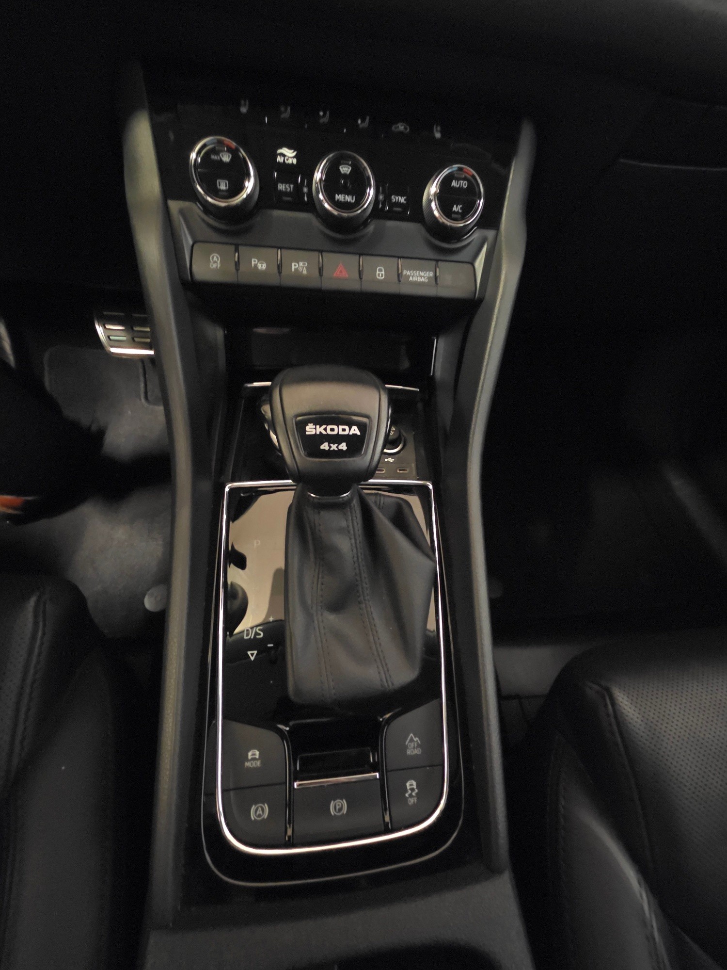 SKODA Kodiaq 2.0 TSI 4x4 L&K-image-15