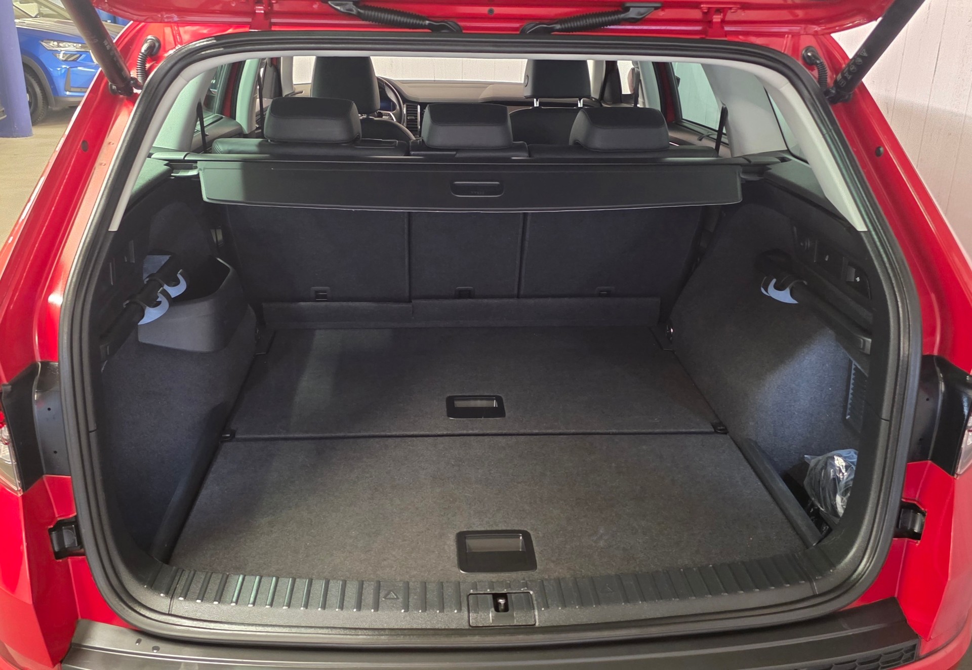 SKODA Kodiaq 2.0 TSI 4x4 L&K-image-5