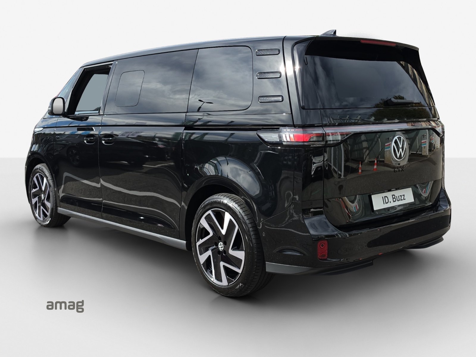 VW ID.Buzz LWB GTX 4 Motion-image-2