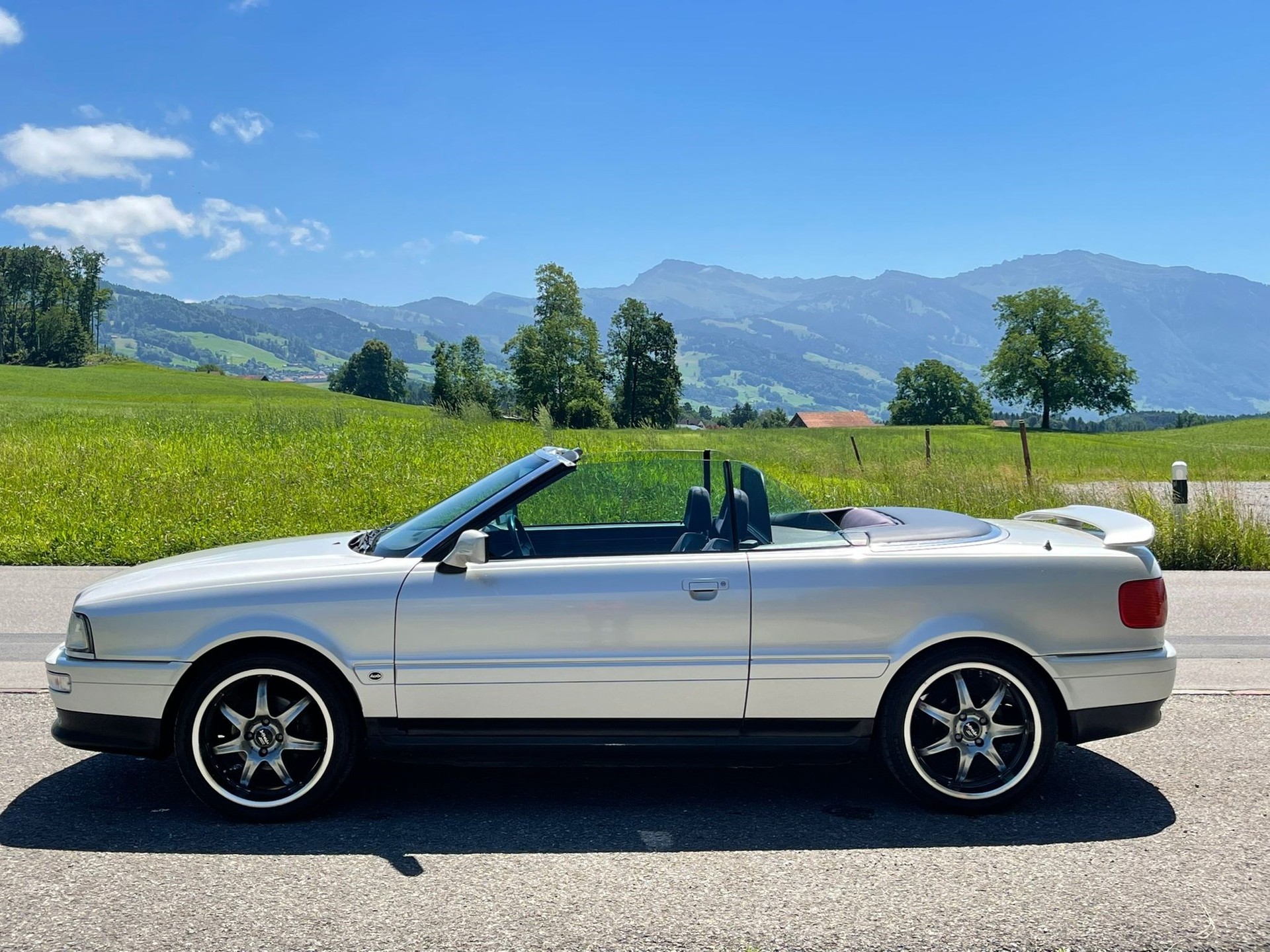 AUDI Cabriolet 2.8 E-image-1