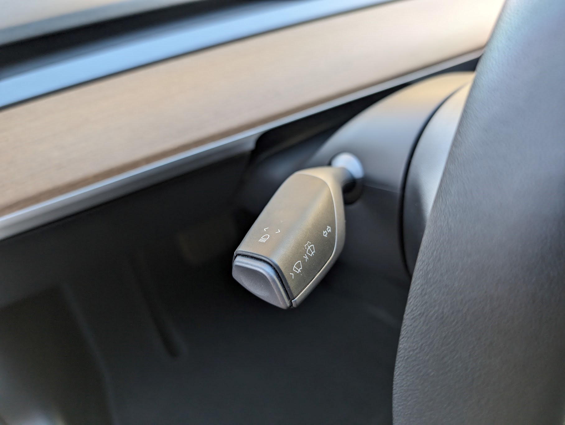 TESLA Model 3 Long Range Dual Motor AWD-image-7
