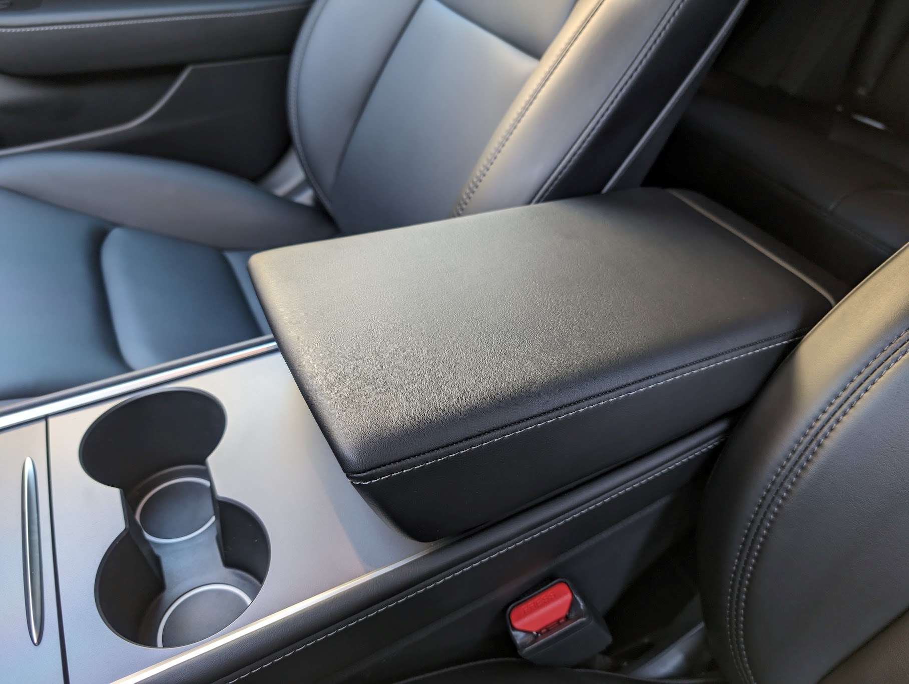 TESLA Model 3 Long Range Dual Motor AWD-image-9