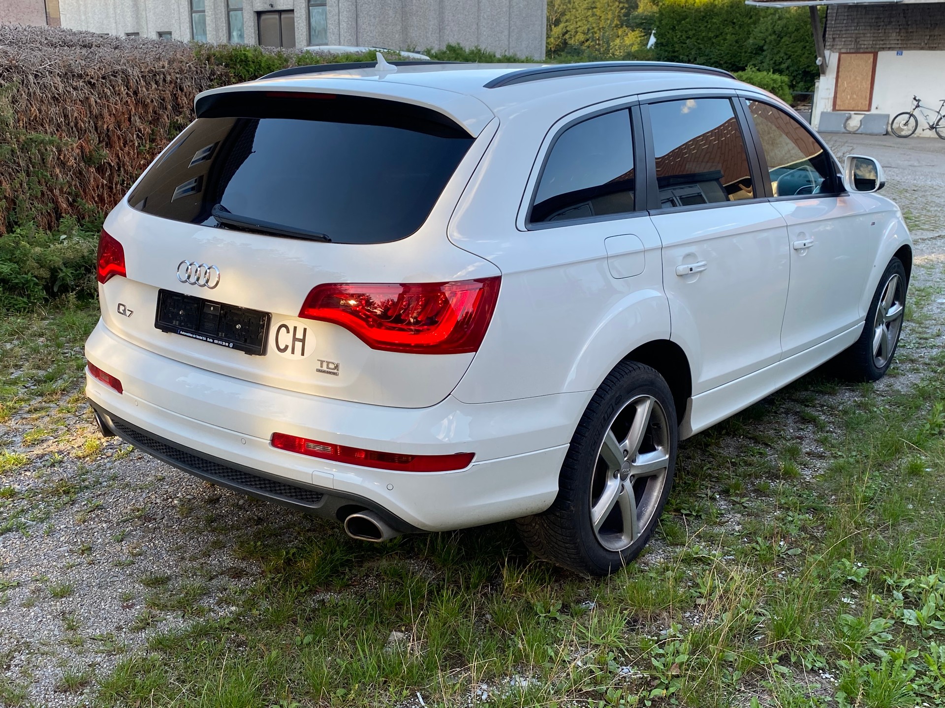 AUDI 3.0 TDI quattro tiptronic-image-3