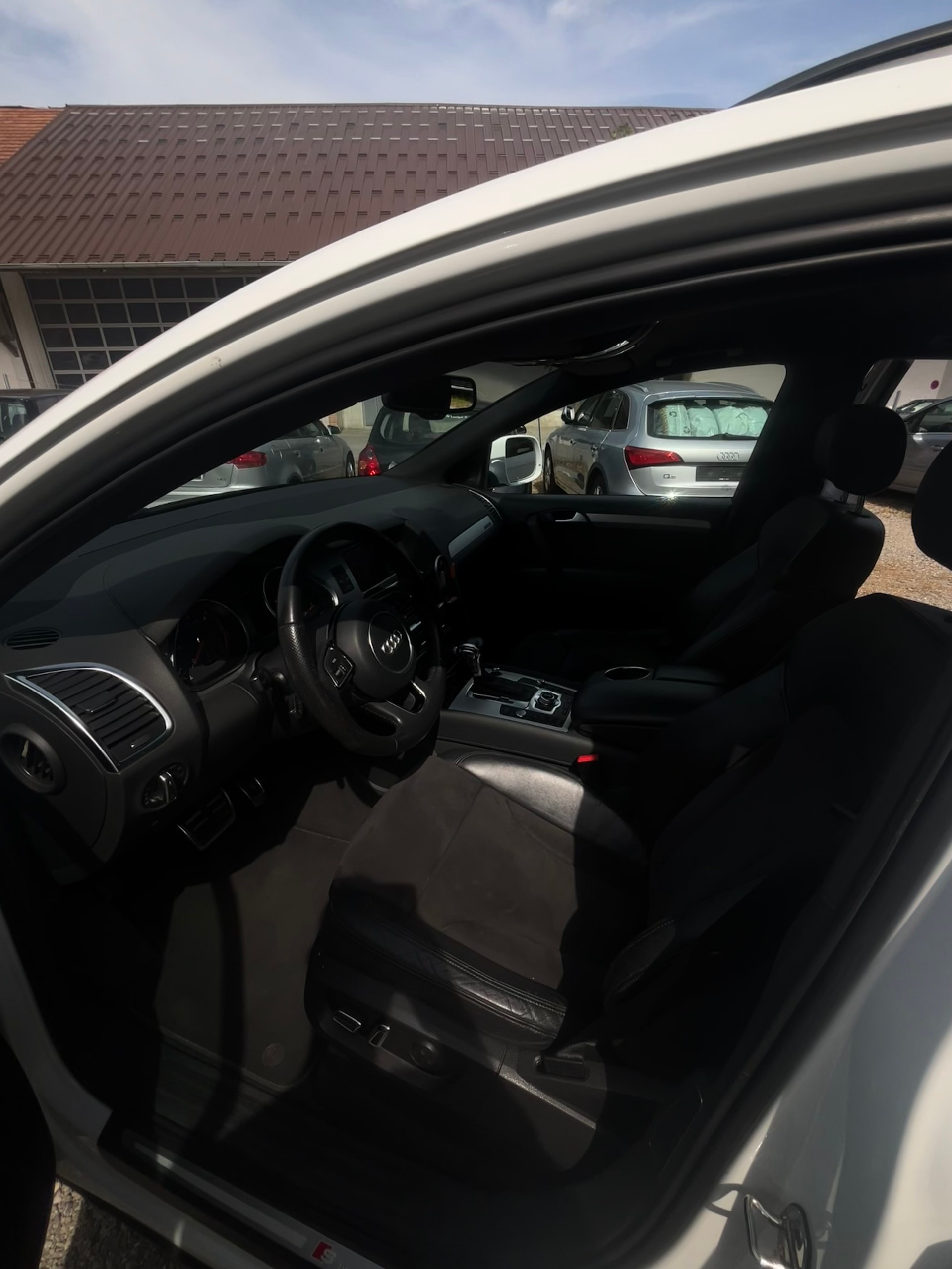 AUDI 3.0 TDI quattro tiptronic-image-8