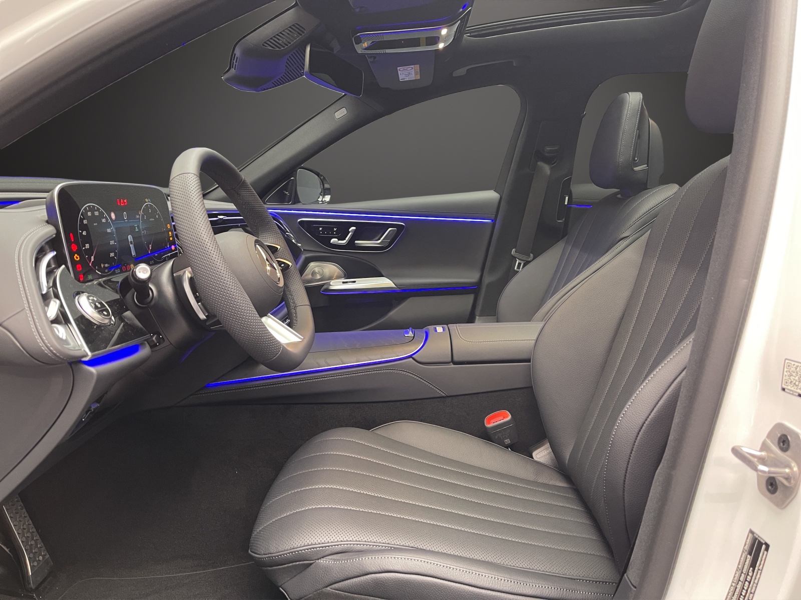 MERCEDES-BENZ E 450 d T 4M 9G-Tronic-image-8