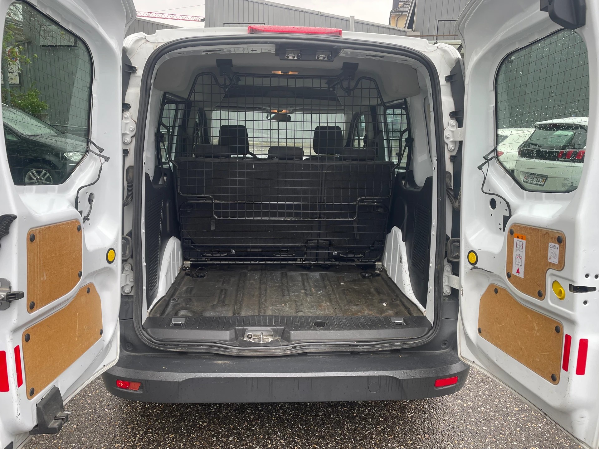 FORD Transit Connect Van T220 DCIV 1.6 TDCi Ambiente ** 05x Sitzplätze ** Klimaanlage ** Nutzlast 594Kg ** B5b-image-12