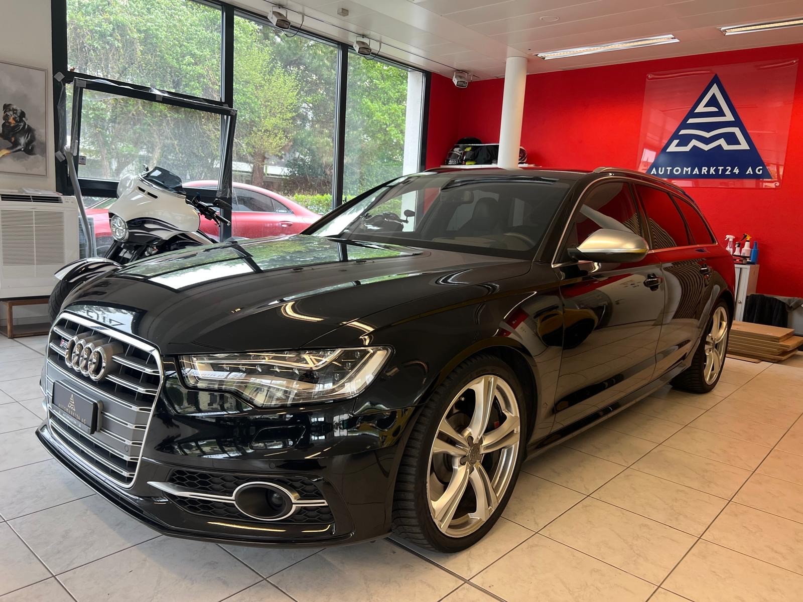 AUDI S6 Avant 4.0 TFSI V8 quattro S-tronic 🇨🇭-image-2