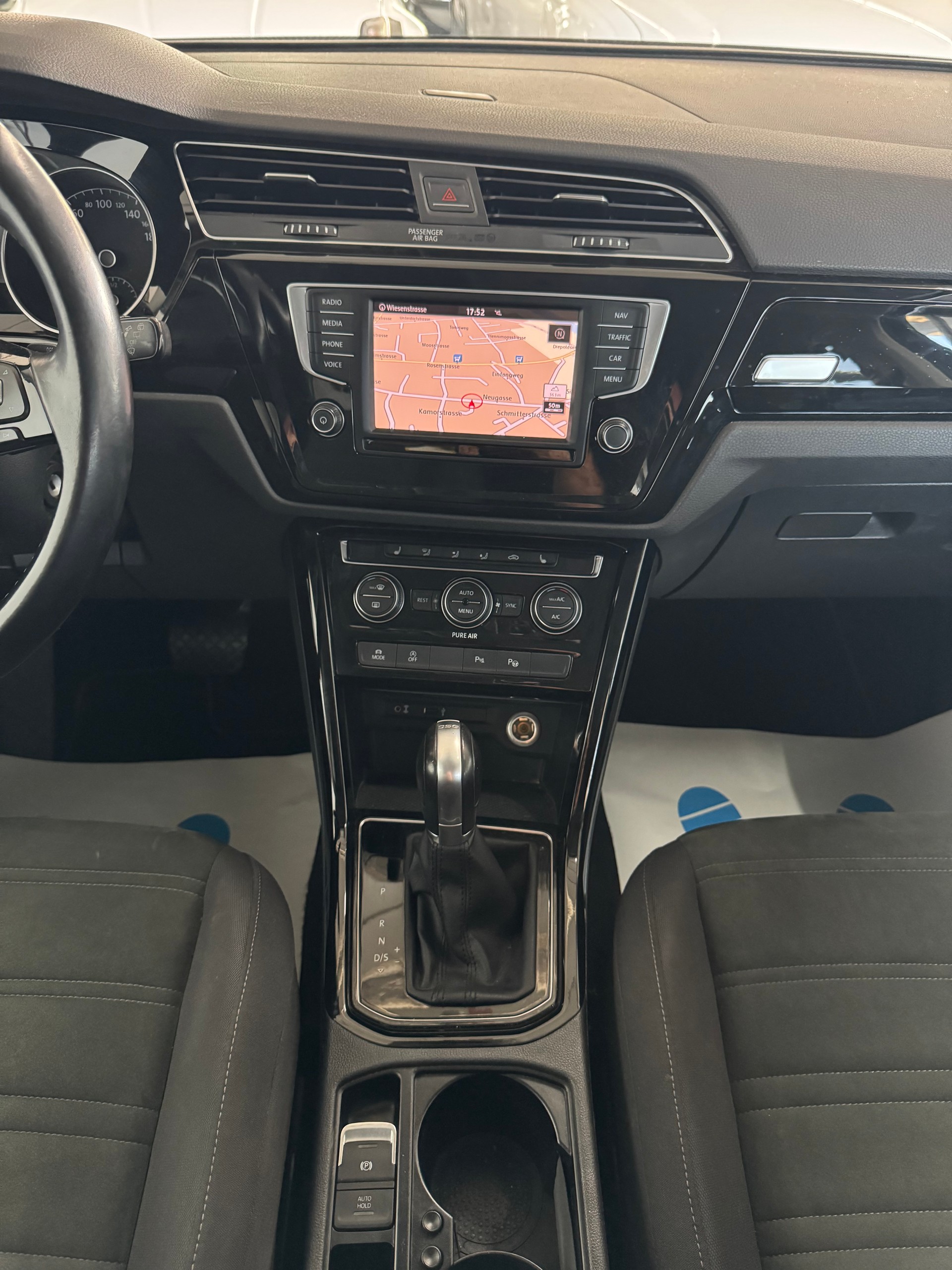 VW Touran 1.4 TSI BlueMotion Technology Comfortline DSG-image-15