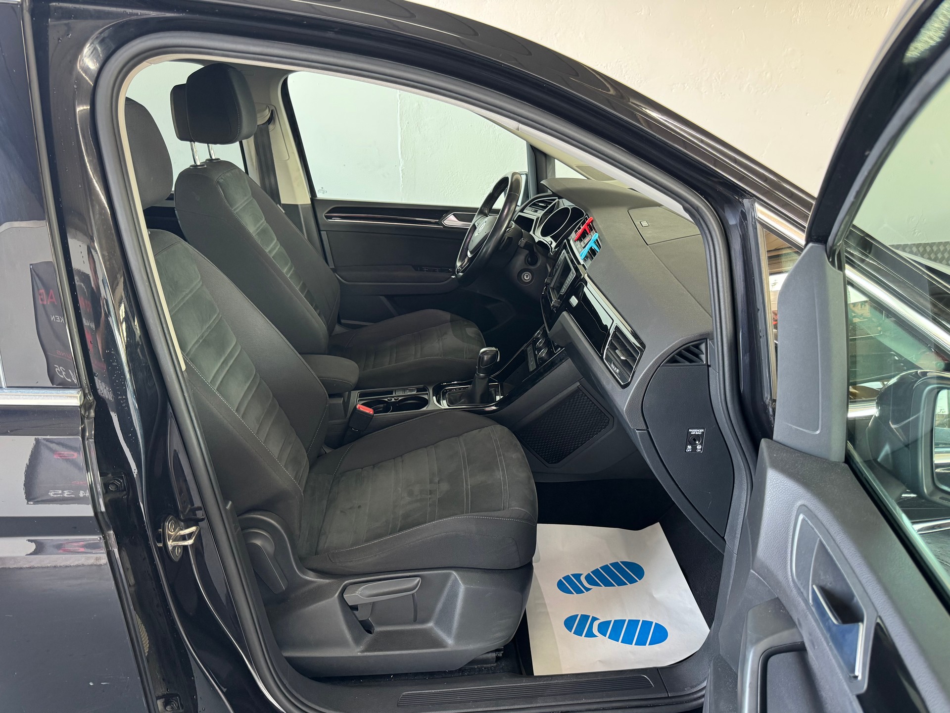 VW Touran 1.4 TSI BlueMotion Technology Comfortline DSG-image-18