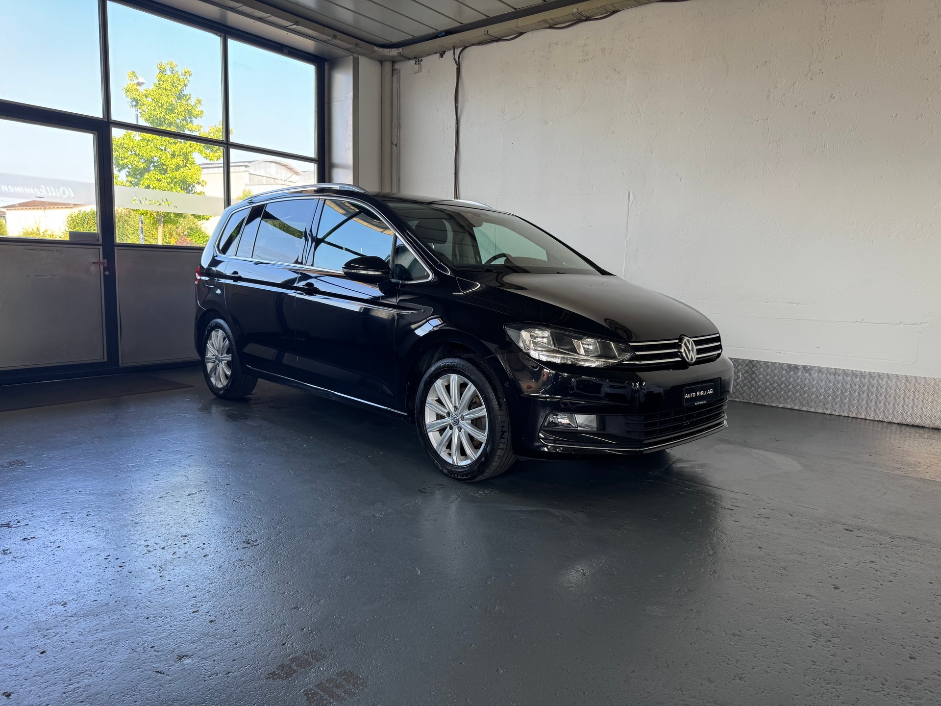 VW Touran 1.4 TSI BlueMotion Technology Comfortline DSG-image-1